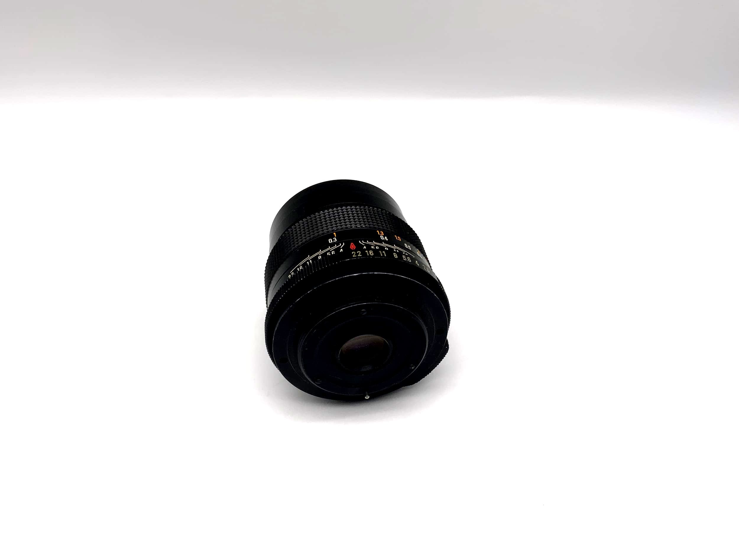 Raynox 28mm 1:2.8 Lens Auto Camera Lens (M42)