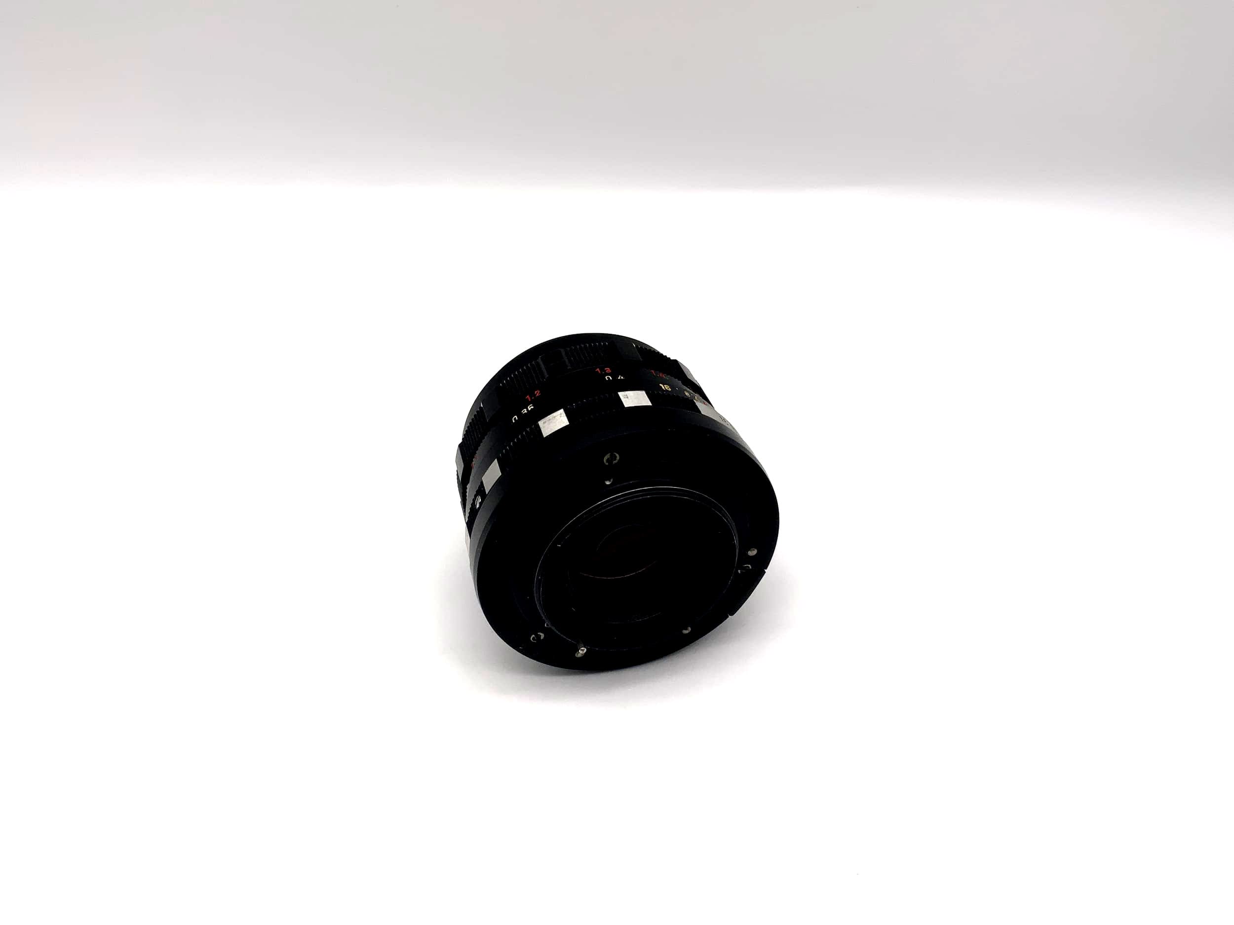 Meyer Optik Görlitz 50mm 1:1.8 lens Oreston camera lens (M42)