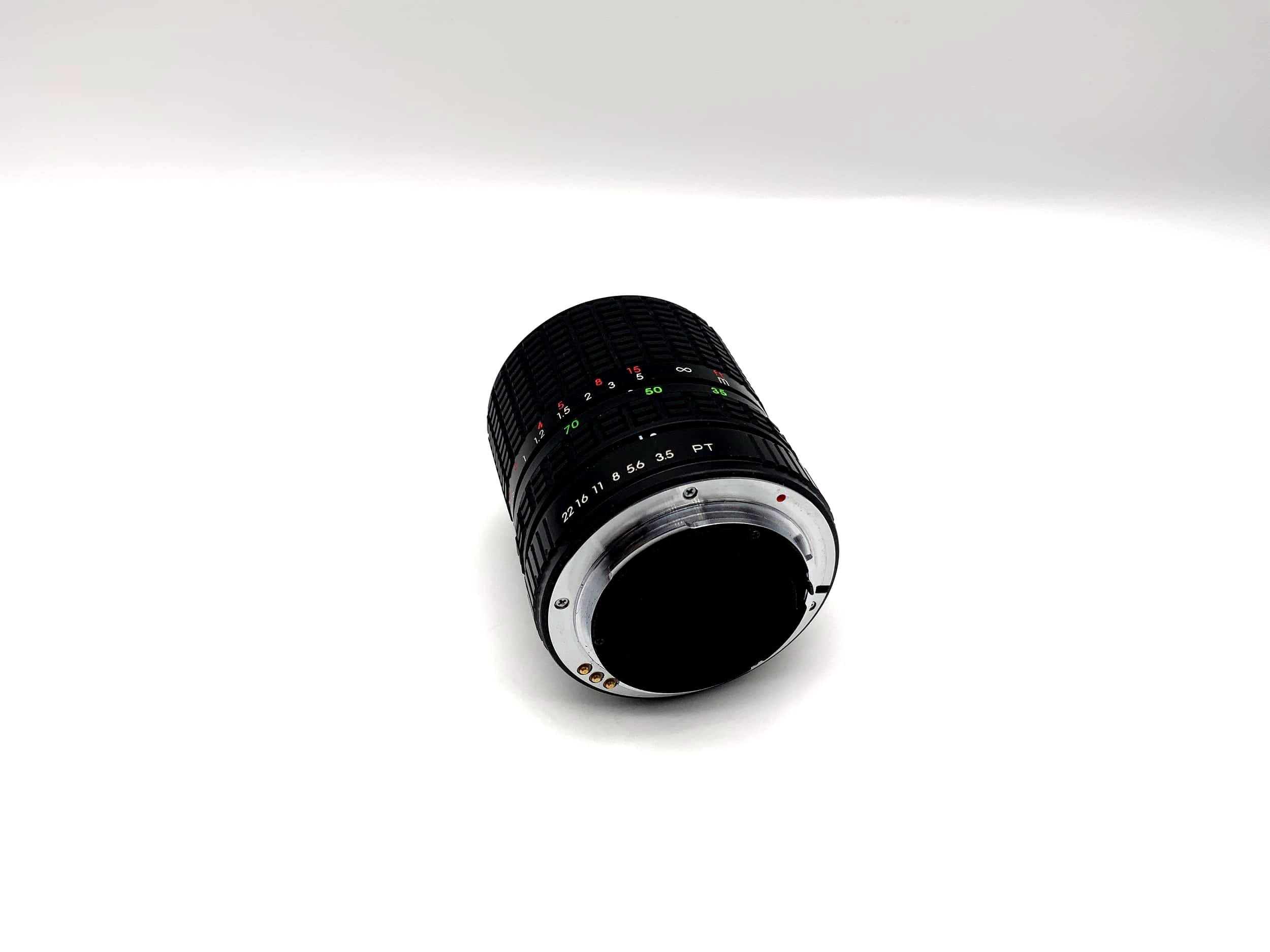 Beroflex 35-70mm 1:3.5-4.5 Lens MC Auto Zoom Camera Lens (Praktica B)