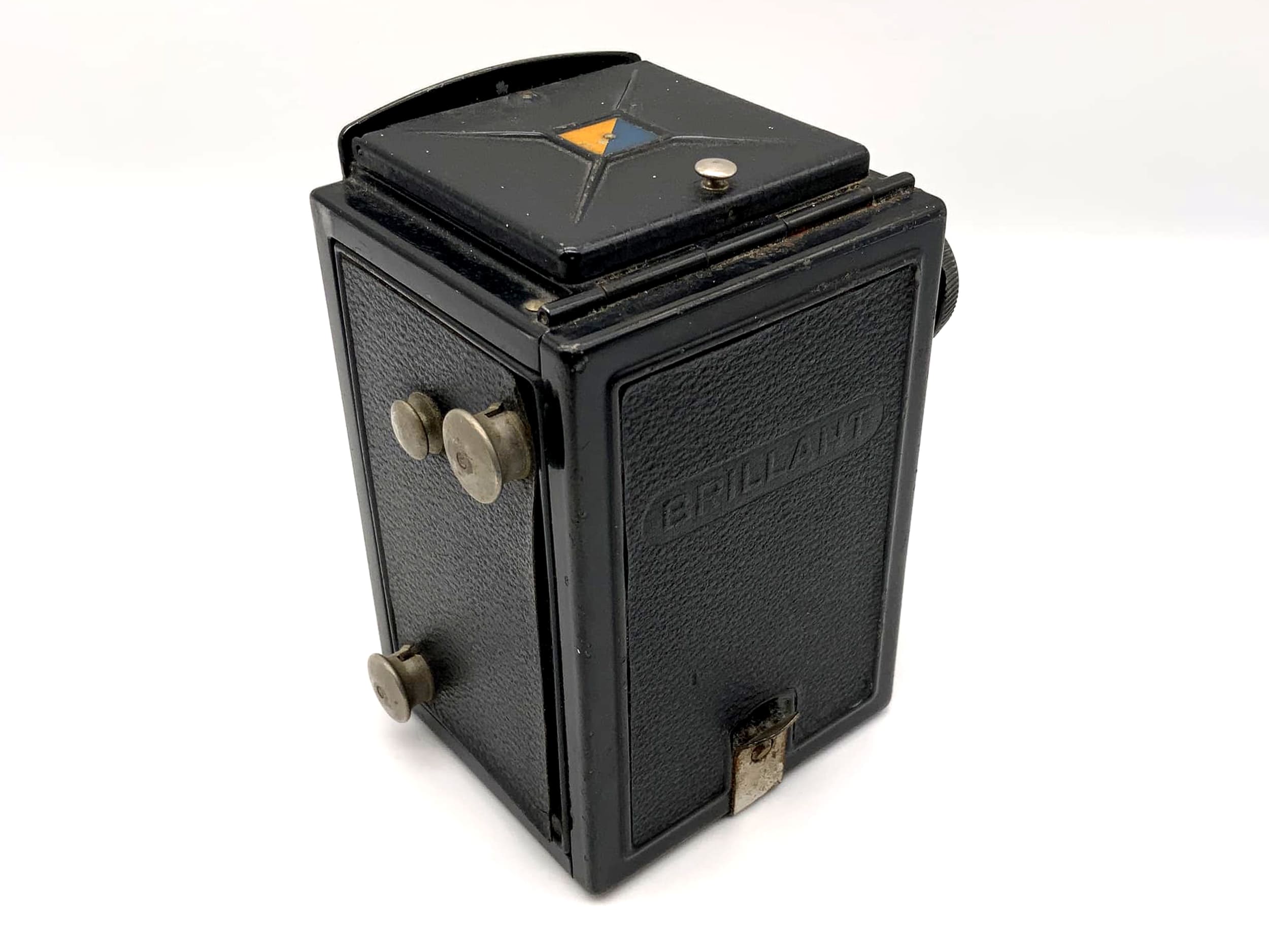 Voigtländer Brillant Anastigmat Voigtar 1:7.7 F=7.5cm TLR twin-lens analog camera