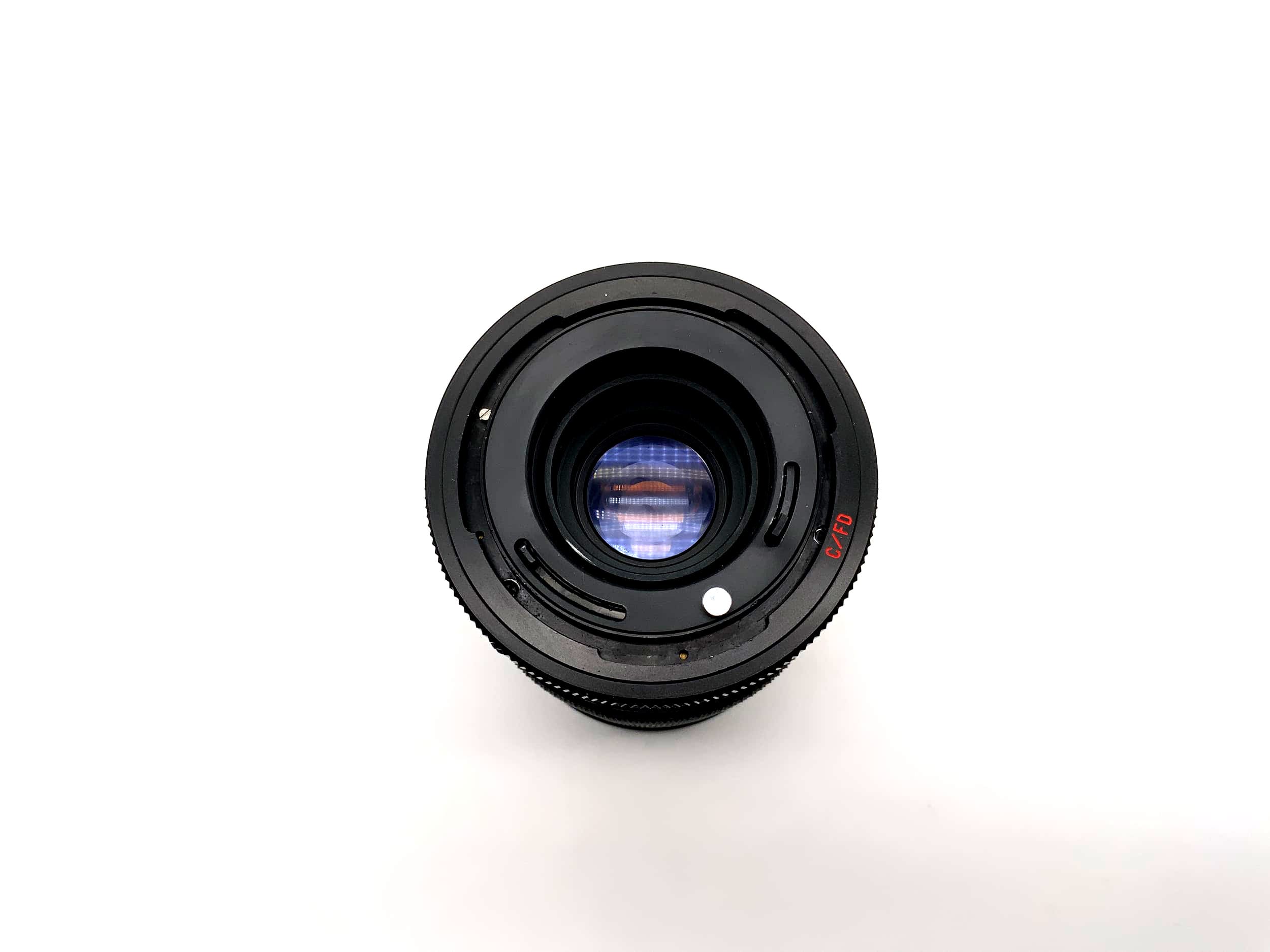 Soligor 35-200mm 1:3.5-4.5 Lens C/D Zoom+Macro MC Camera Lens (Canon FD)