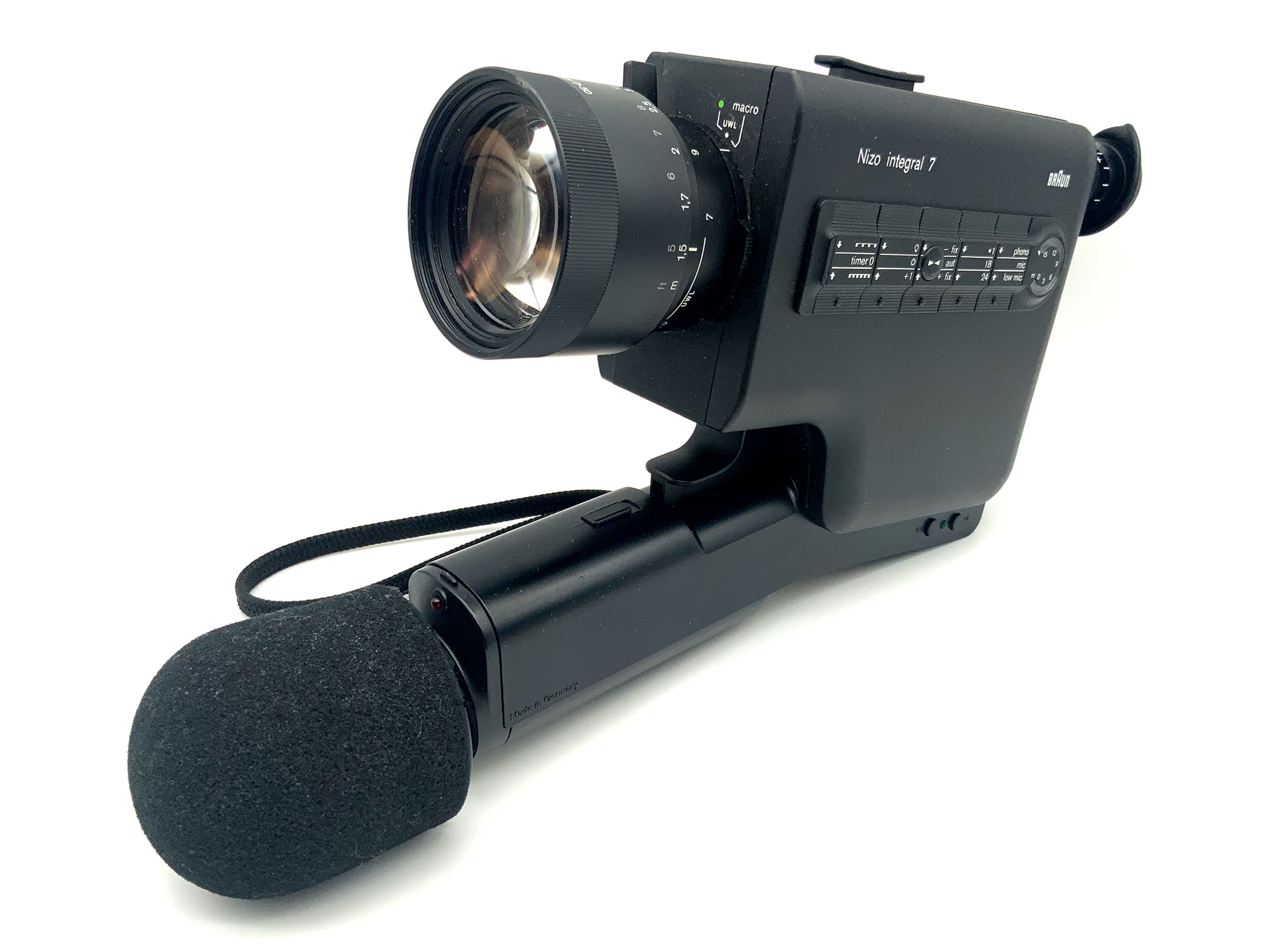 Braun Nizo Integral 7 film camera with Macro-Variogon 1:2.7/7-50mm Super 8