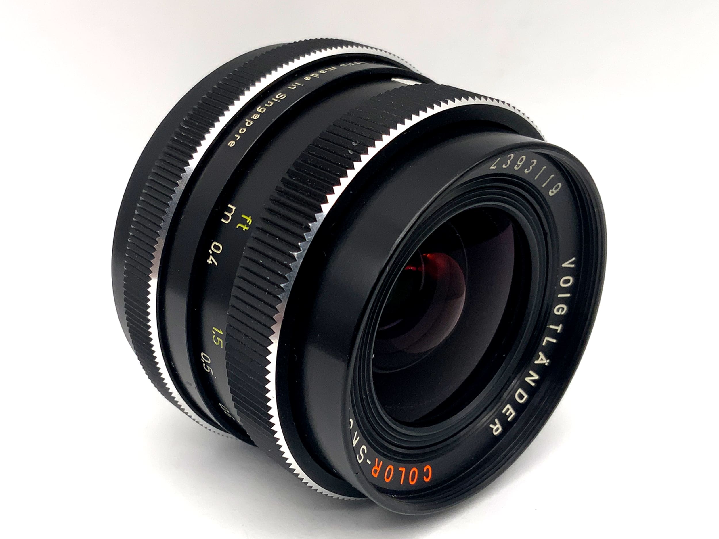 Voigtländer 35mm 1:2.8 lens Color-Skoparex prime lens (Rollei QBM)