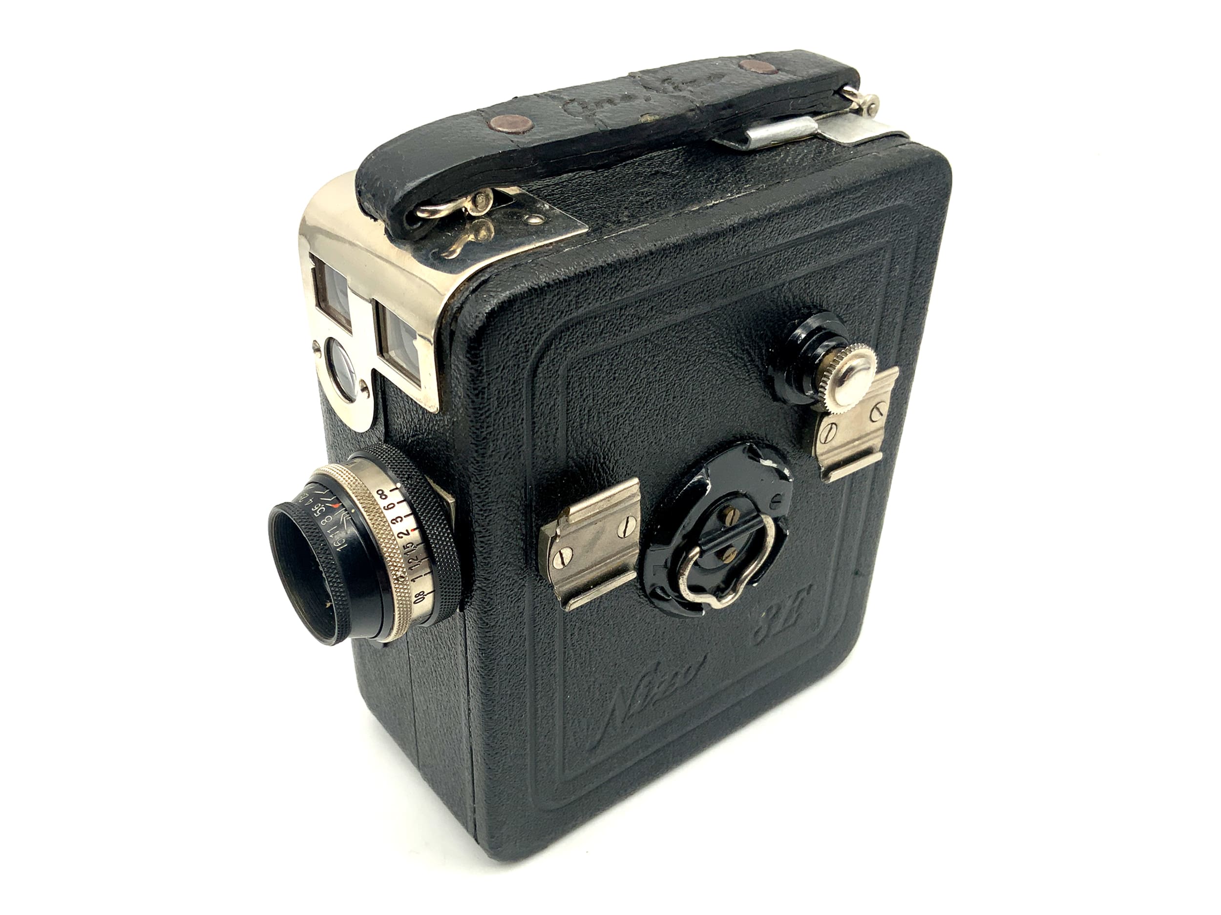 Braun Cine Nizo 8E film camera with Biotar 1:1.5 f=1.25cm double 8mm film
