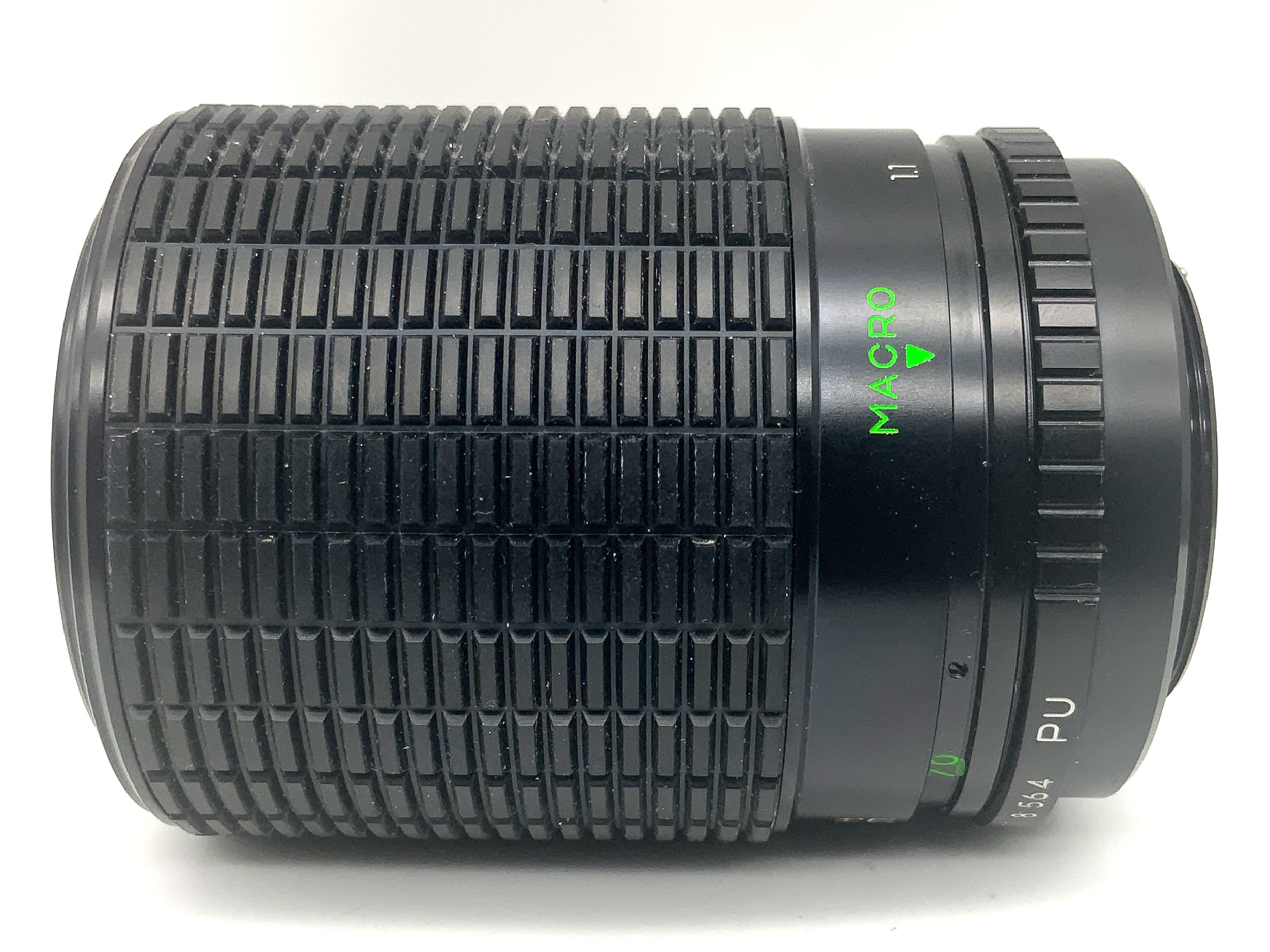 70-210mm 1:4-5.6 compact auto zoom MC zoom lens (M42)