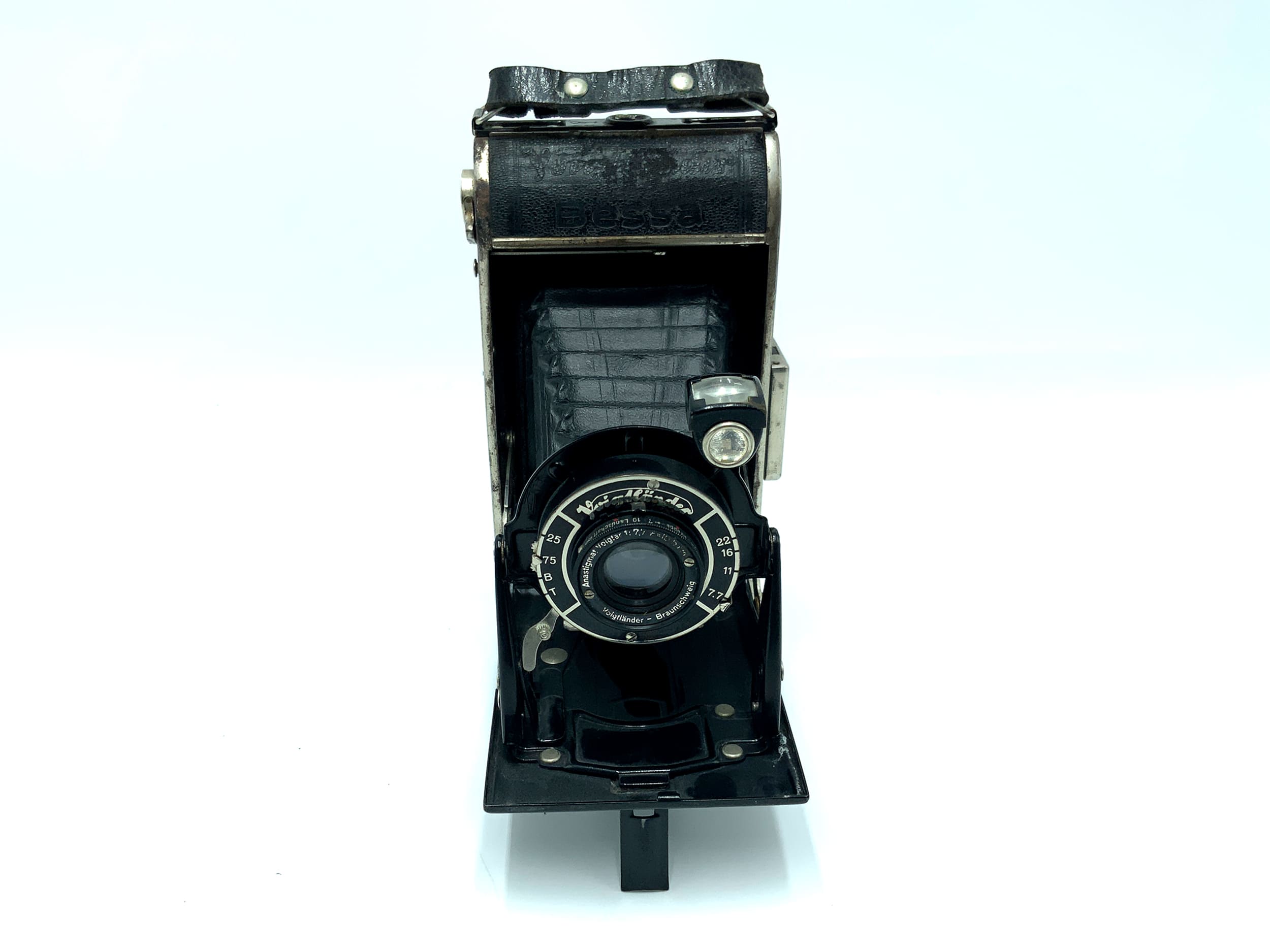Voigtländer Bessa Klappkamera mit Anastigmat Voigtar 1:7.7 F10,5cm Analogkamera