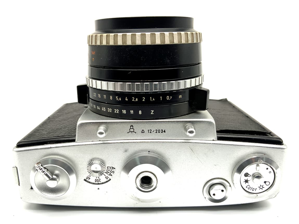 Pentacon Pentina SLR 35mm Spiegelreflexkamera analog Body Gehäuse (50mm 1:2.8)