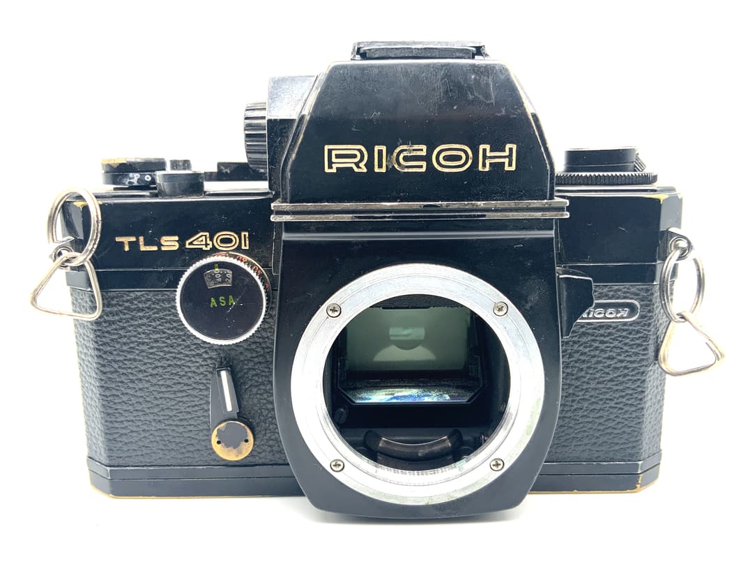 Ricoh TLS 401 SLR 35mm Spiegelreflexkamera analog Body Gehäuse (M42)