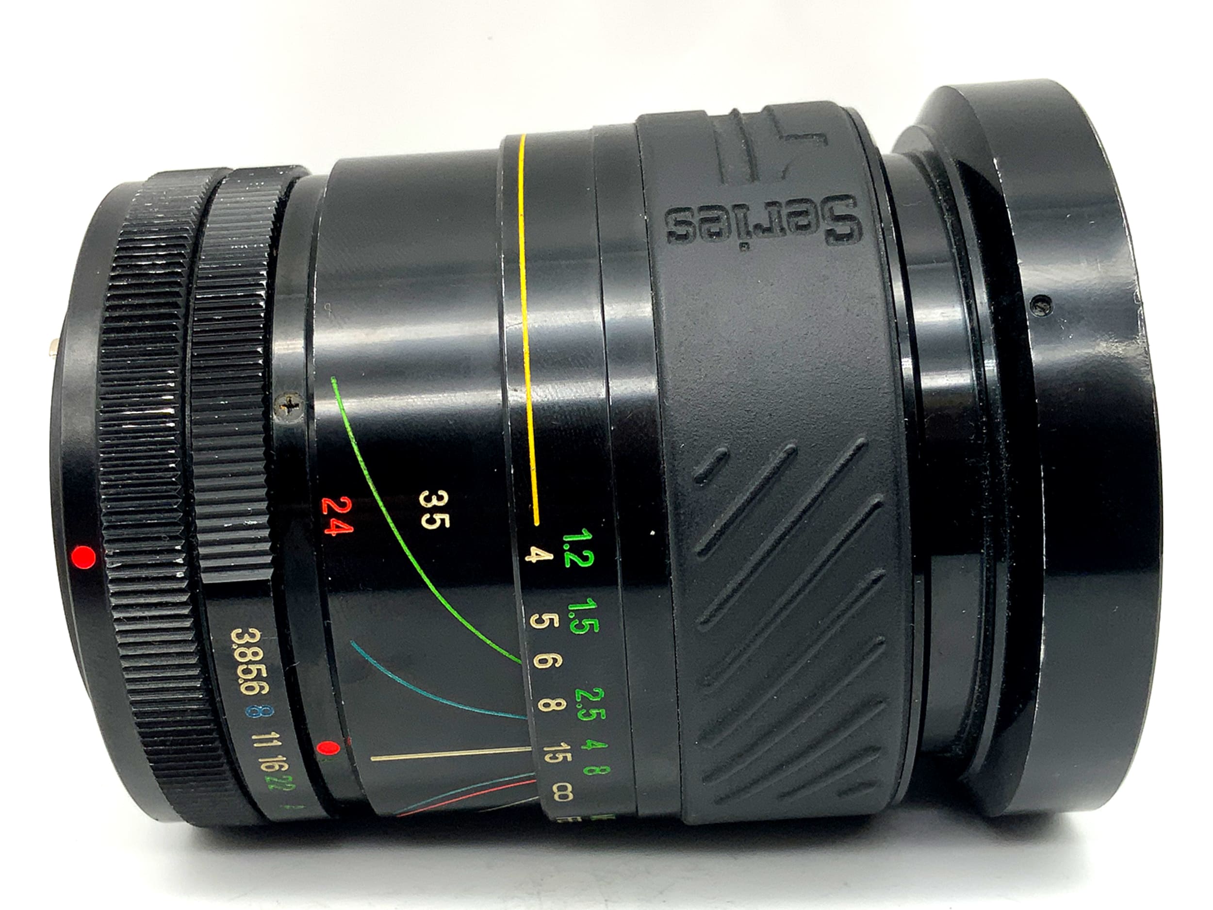 Vivitar 24-70mm 1:3.8-4.8 lens series 1 VMC Macro zoom (Canon FD)