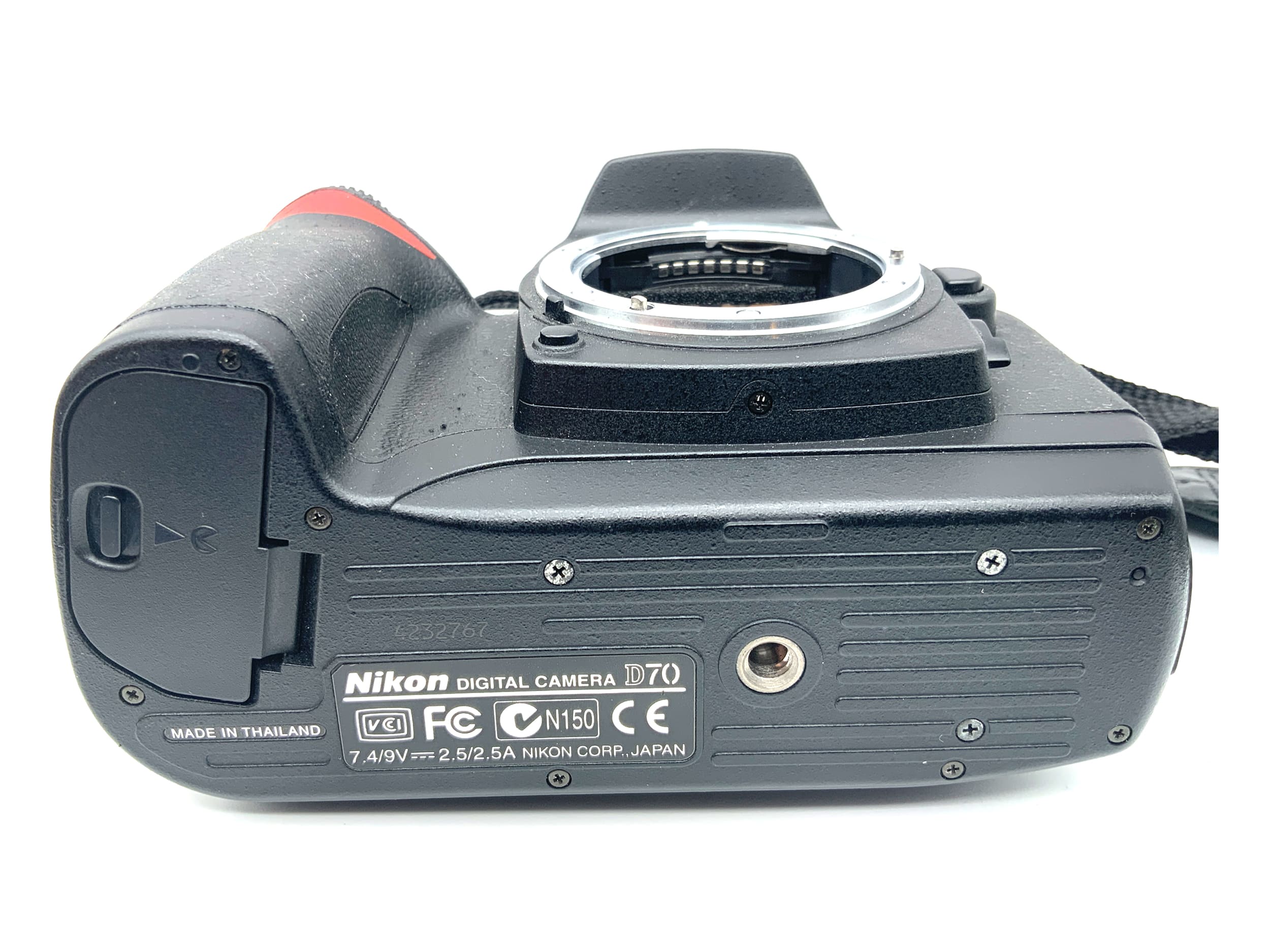 Nikon D70 DSLR SLR camera body (Nikon AF)