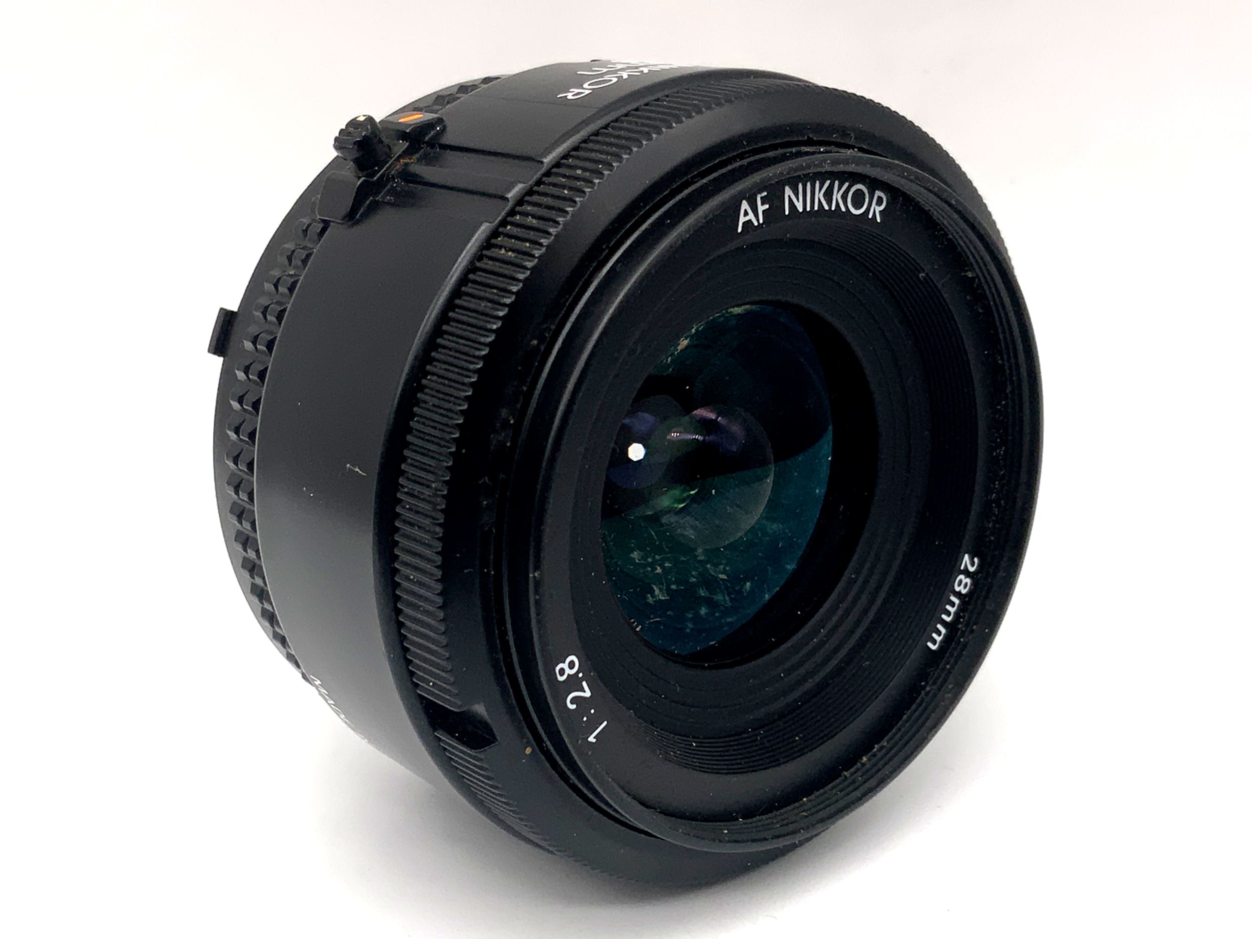 Nikon 28mm 1:2.8 lens AF Nikkor Ai-S AF fixed focal length autofocus (Nikon AF)