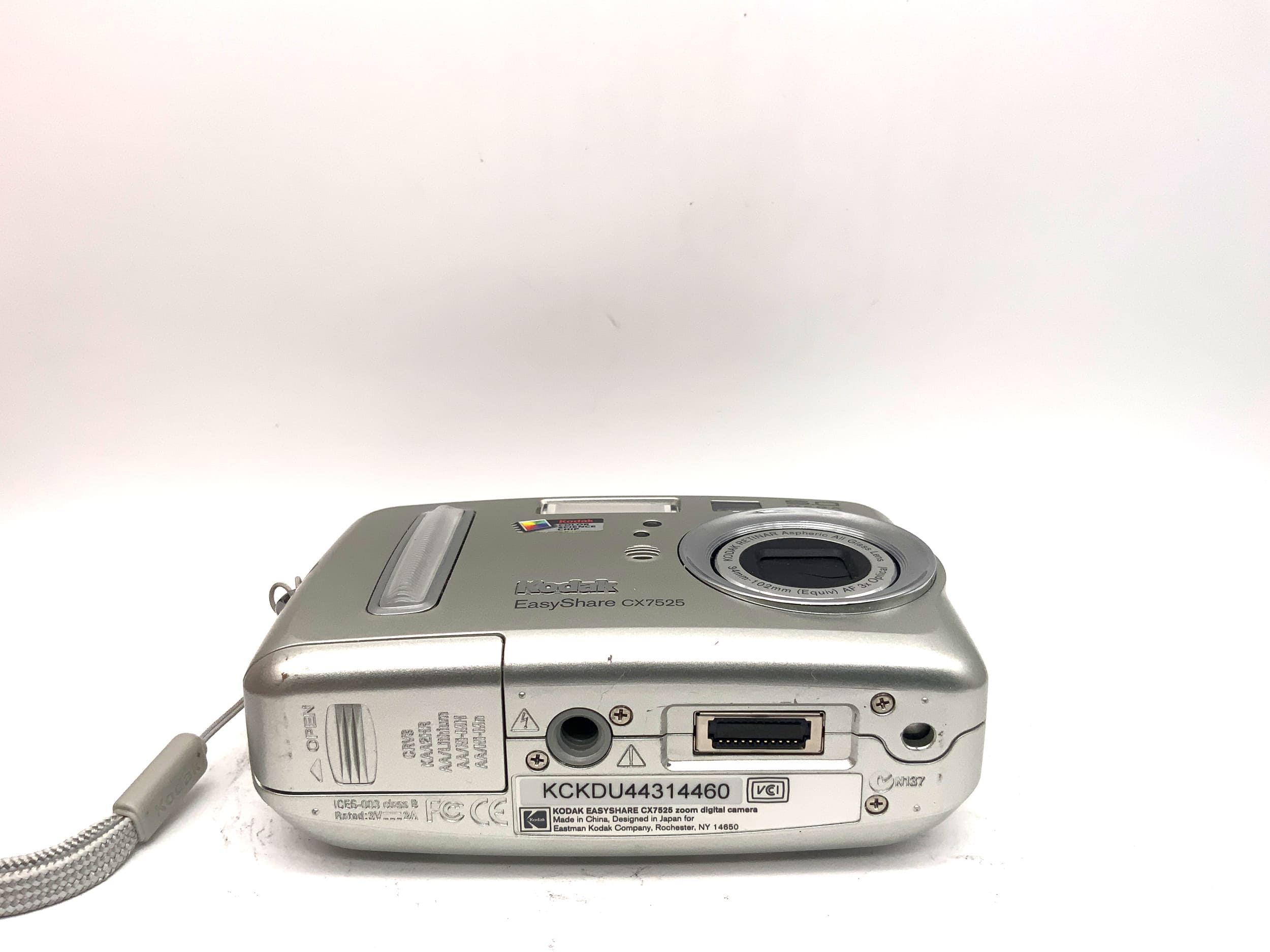 Kodak EasyShare CX7525 Digital Compact Camera with Retinar AF 3x 34-102mm