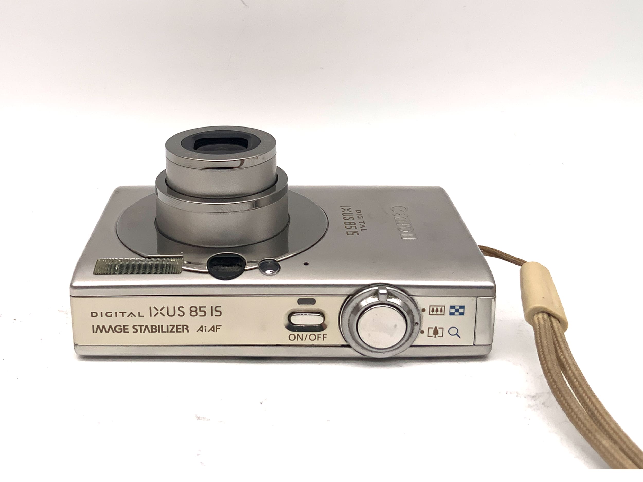 Canon IXUS 85 IS Digital Compact Camera with 3x IS 6.2-18.6mm 1:2.8-4.9