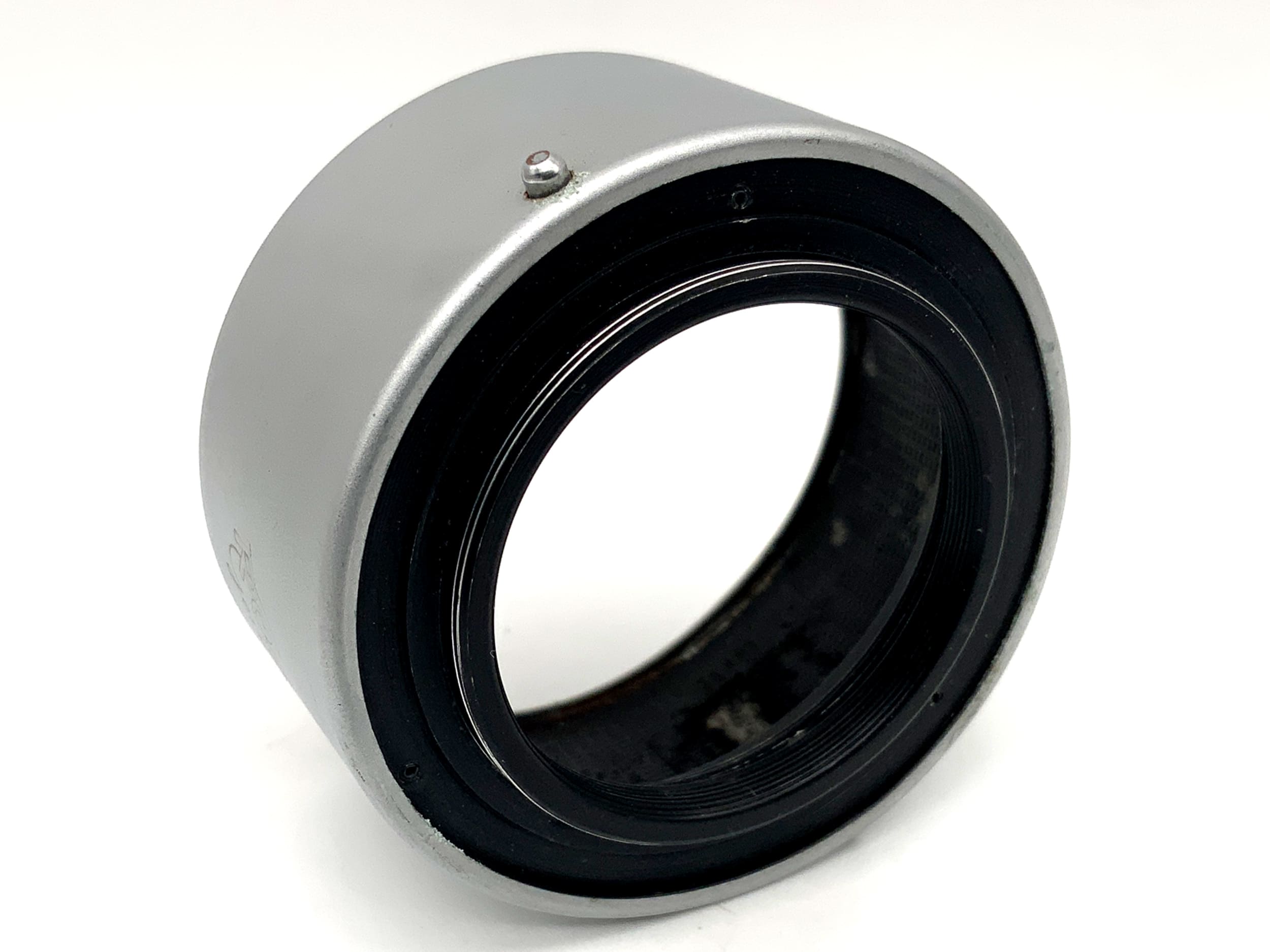 Robot 38mm lens hood with retractable filter thread
