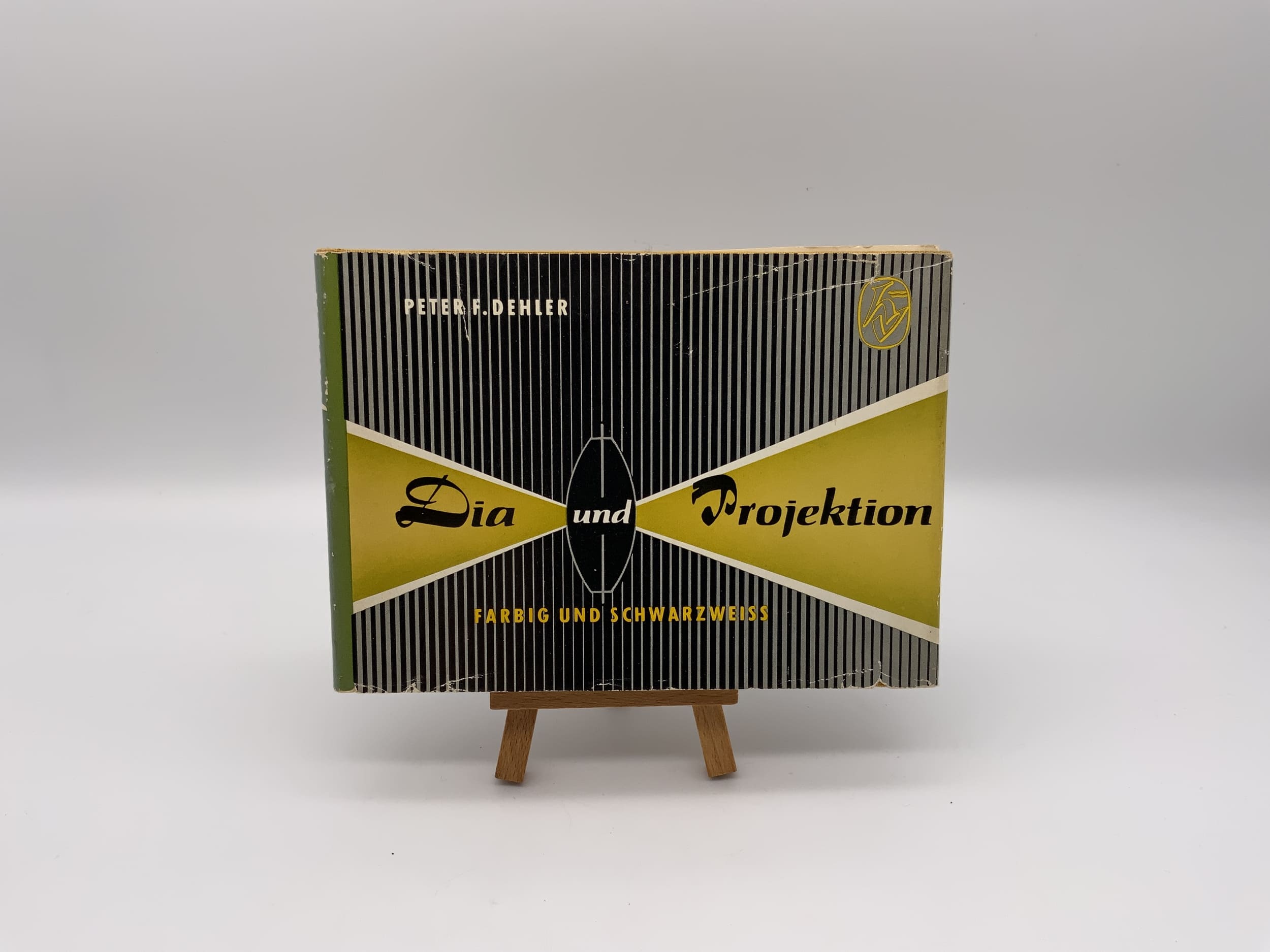 Slide and Projection: Peter F. Dehler, Color and Black and White, Instructions (German)