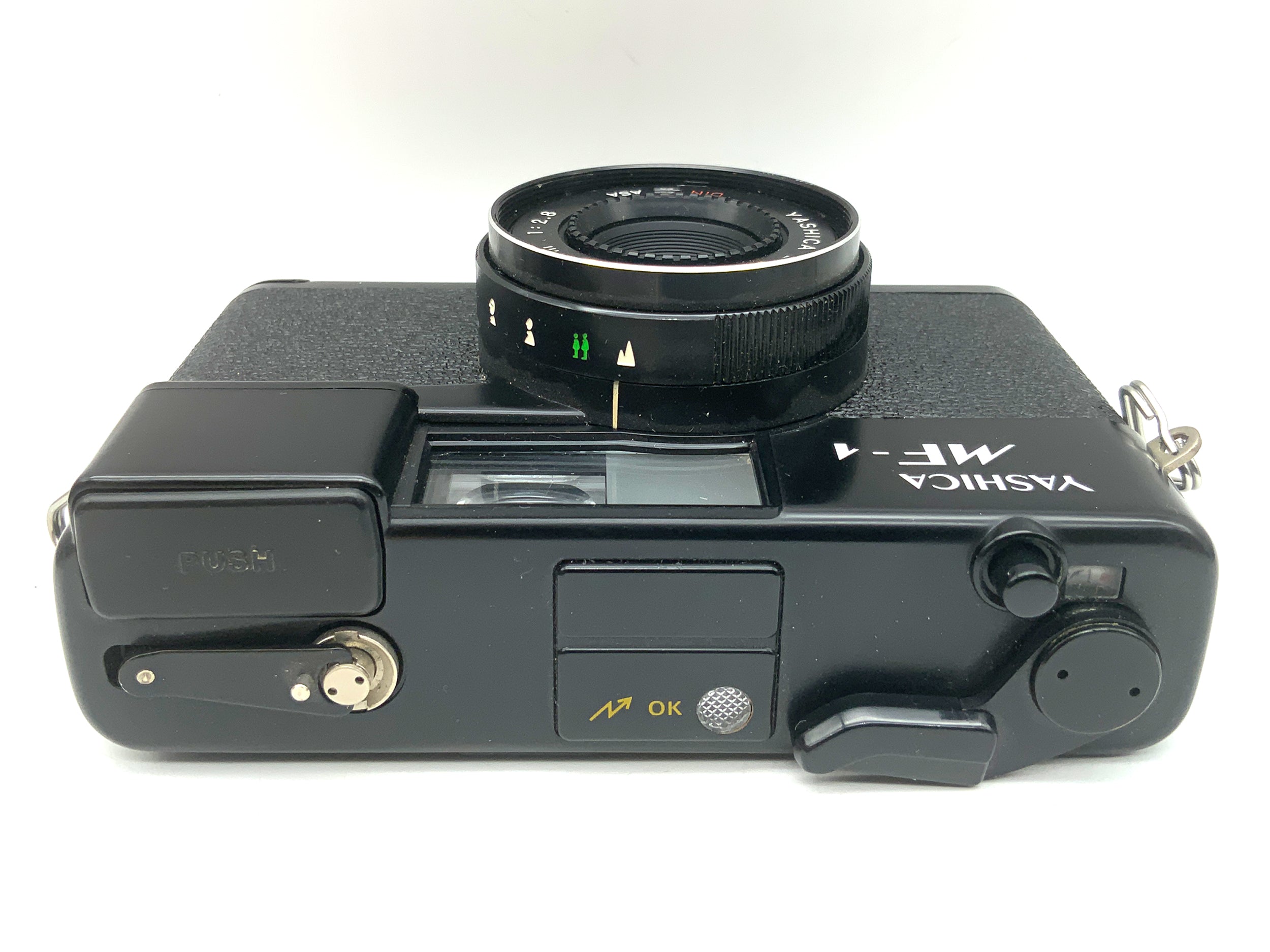 Yashica MF-1 Point&amp;Shoot with Yashica 38mm f/2.8 lens! Flash defective! Analog camera