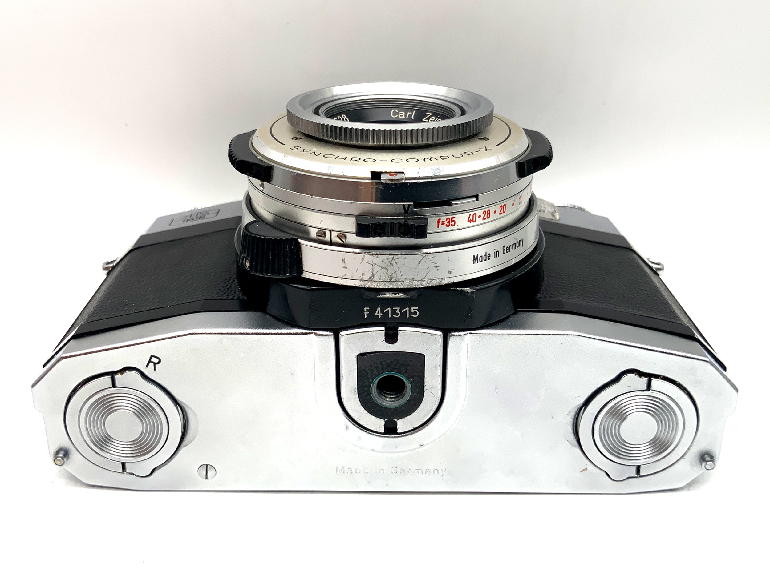 Zeiss Ikon Contaflex Super B SLR with Tessar 2.8/50 Synchro Compur X 35mm analogue