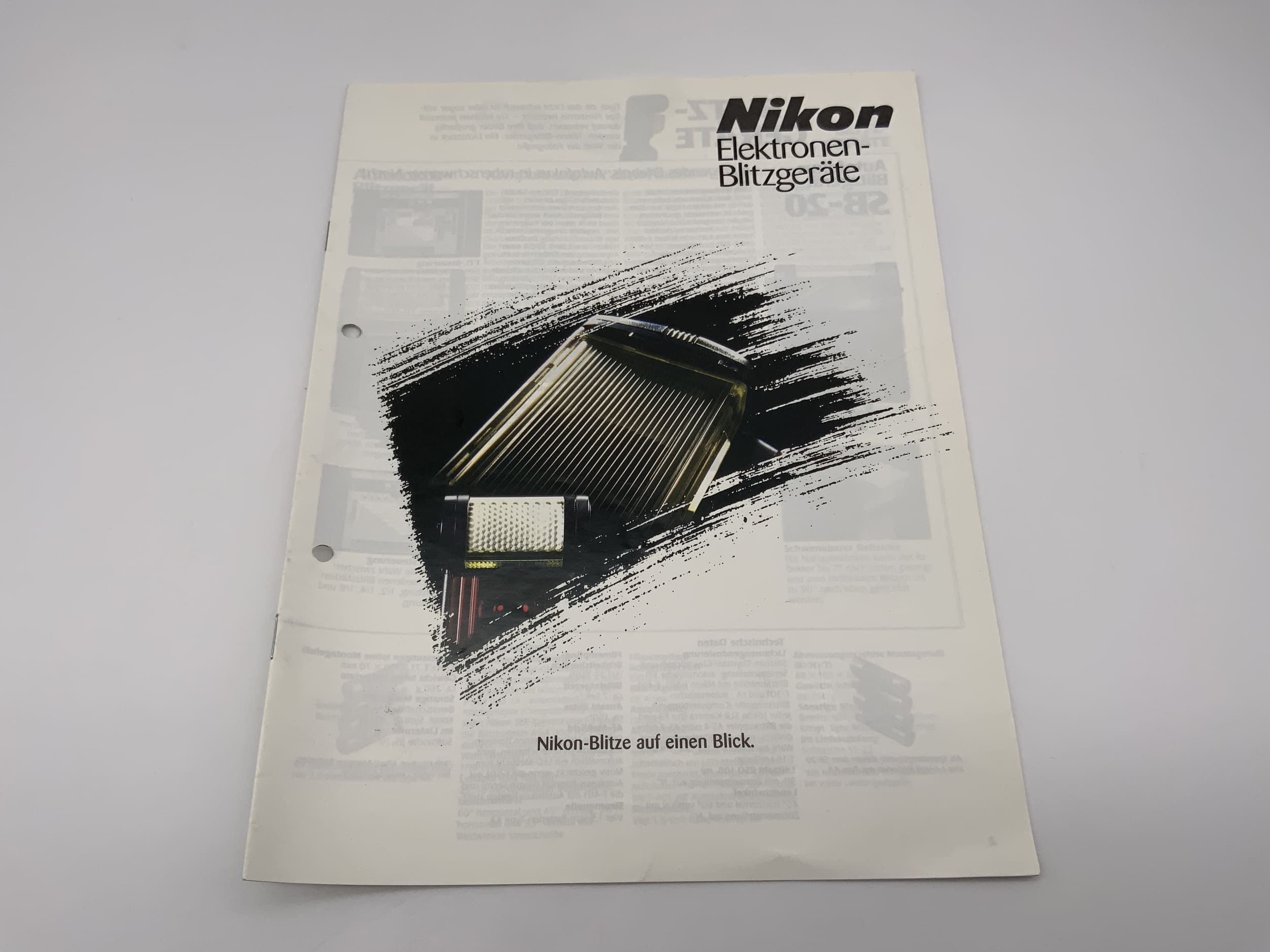 Nikon Electronic Flash Units Nikon Flashes Product Information Brochure German
