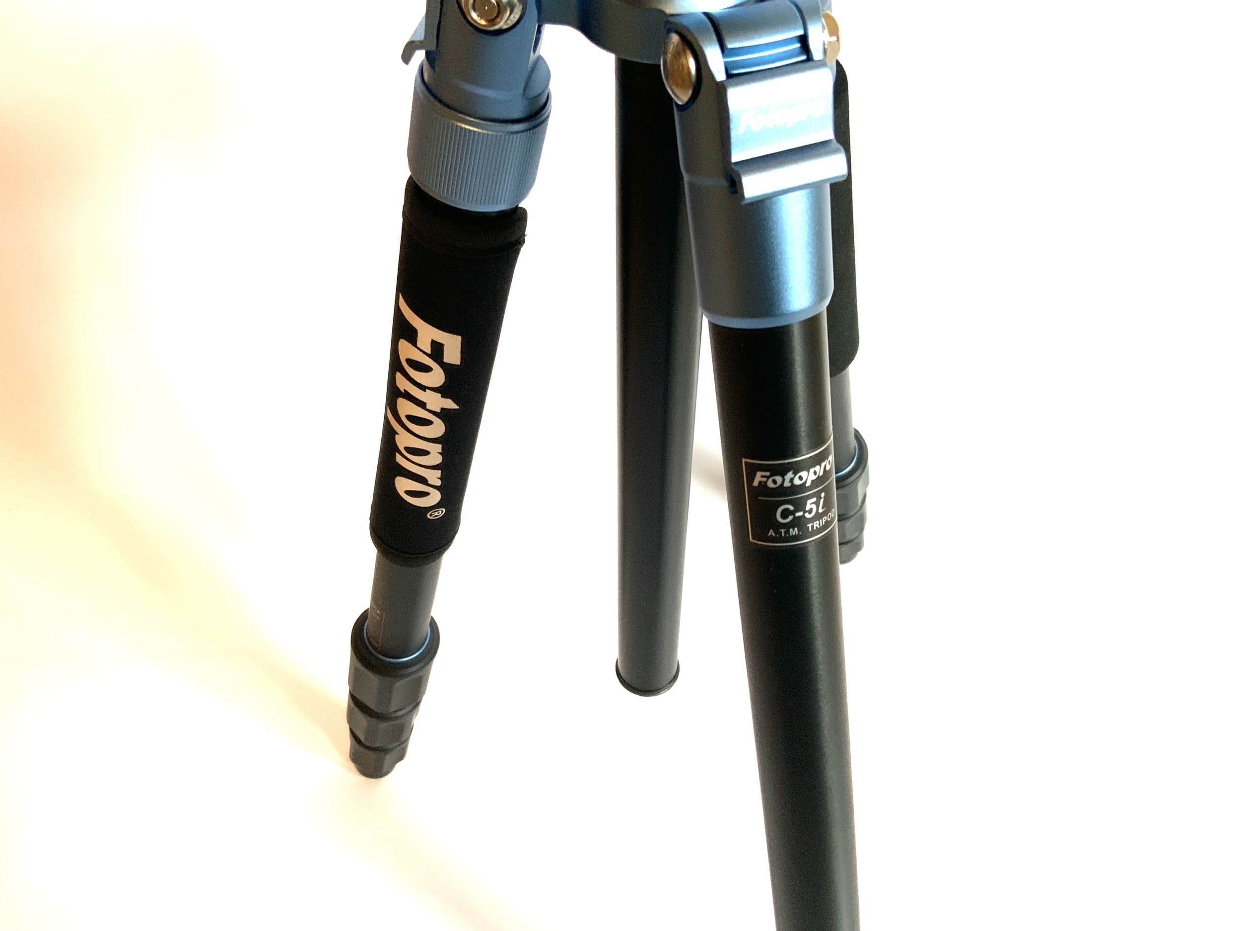 Fotopro C-5i Tripod black/blue with FPH-52Q tripod head, photo tripod