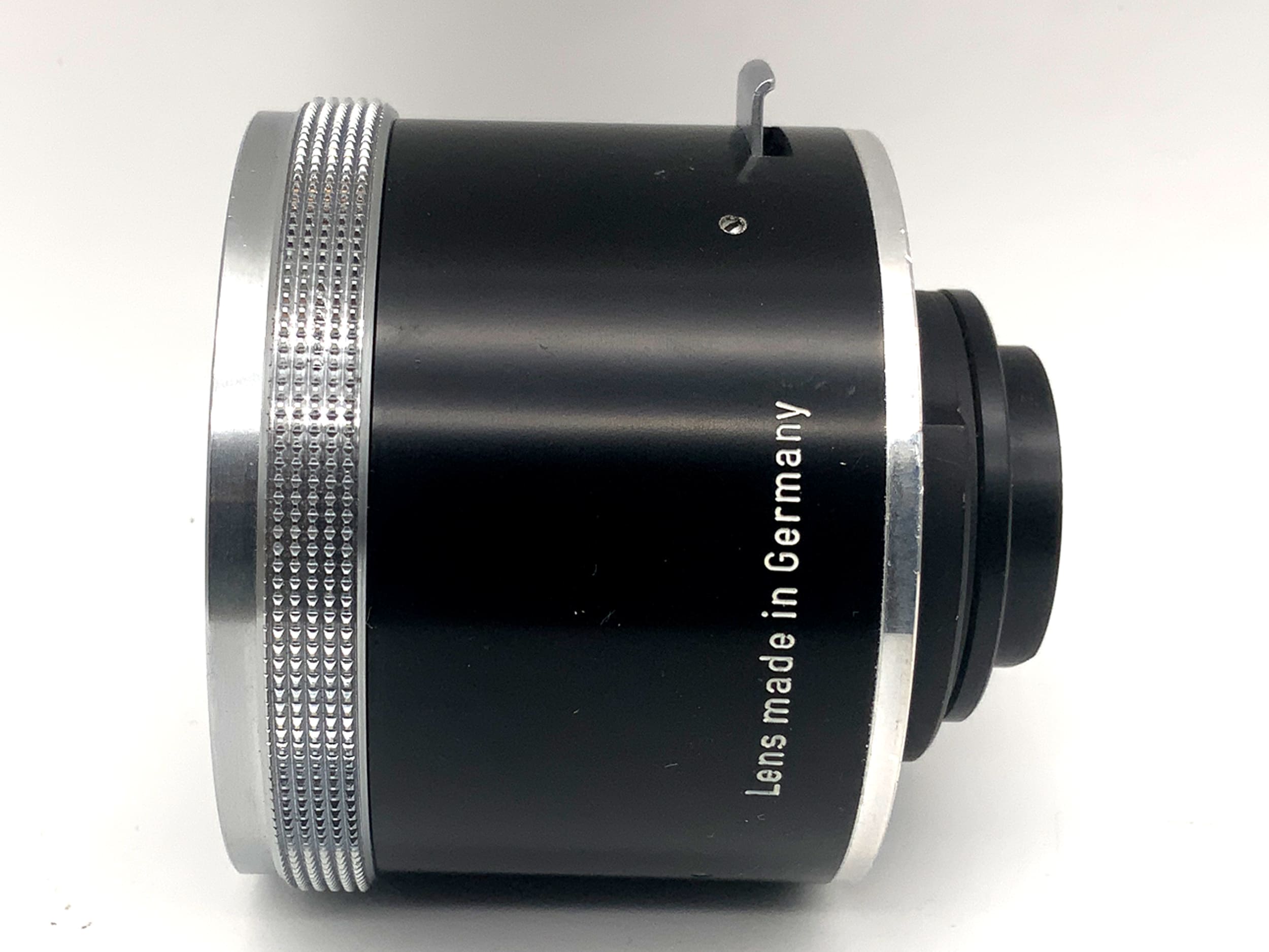 Carl Zeiss Distagon 32mm 1:2.8 prime lens (Contaflex 126)