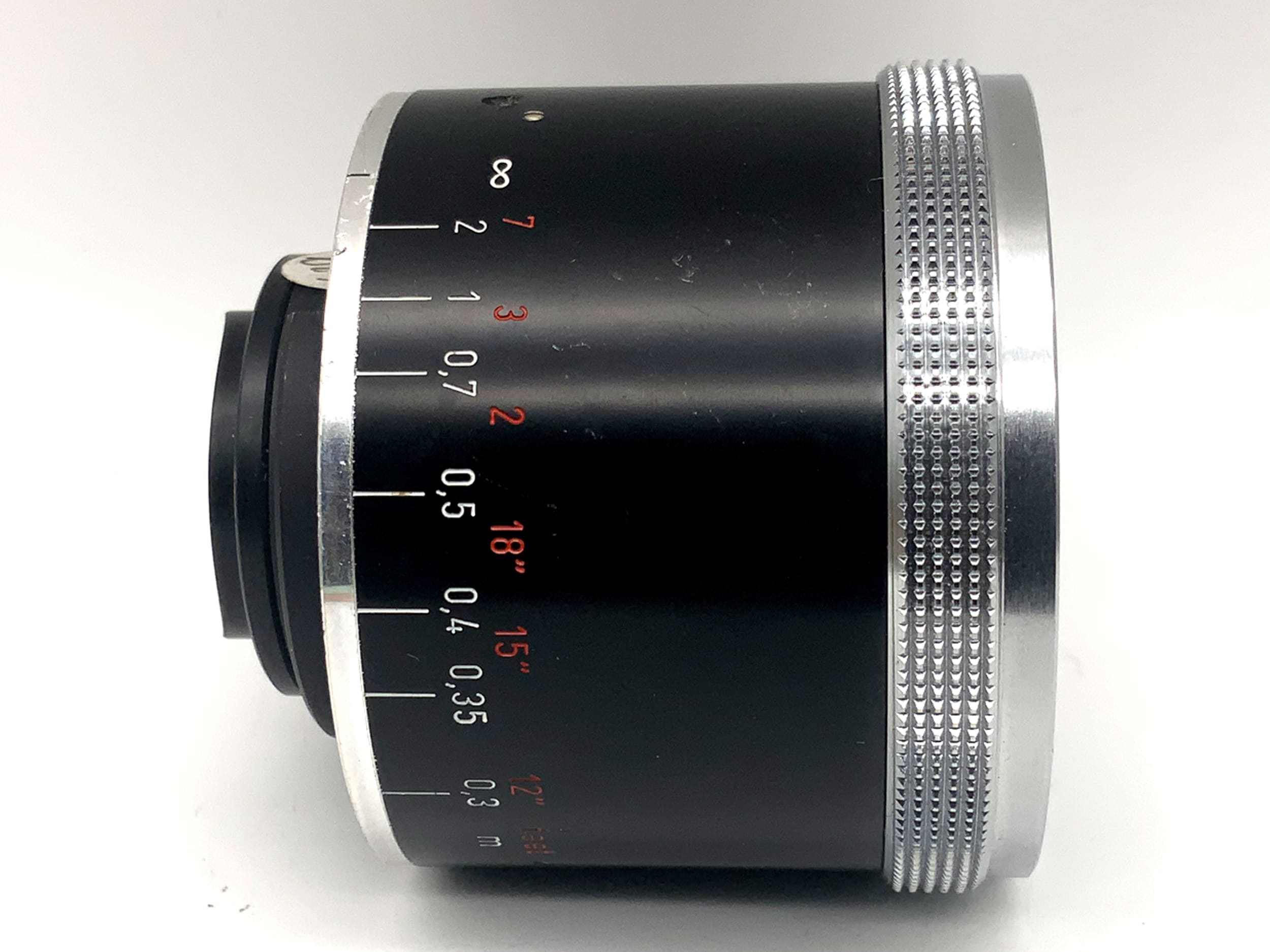 Carl Zeiss Distagon 32mm 1:2.8 prime lens (Contaflex 126)