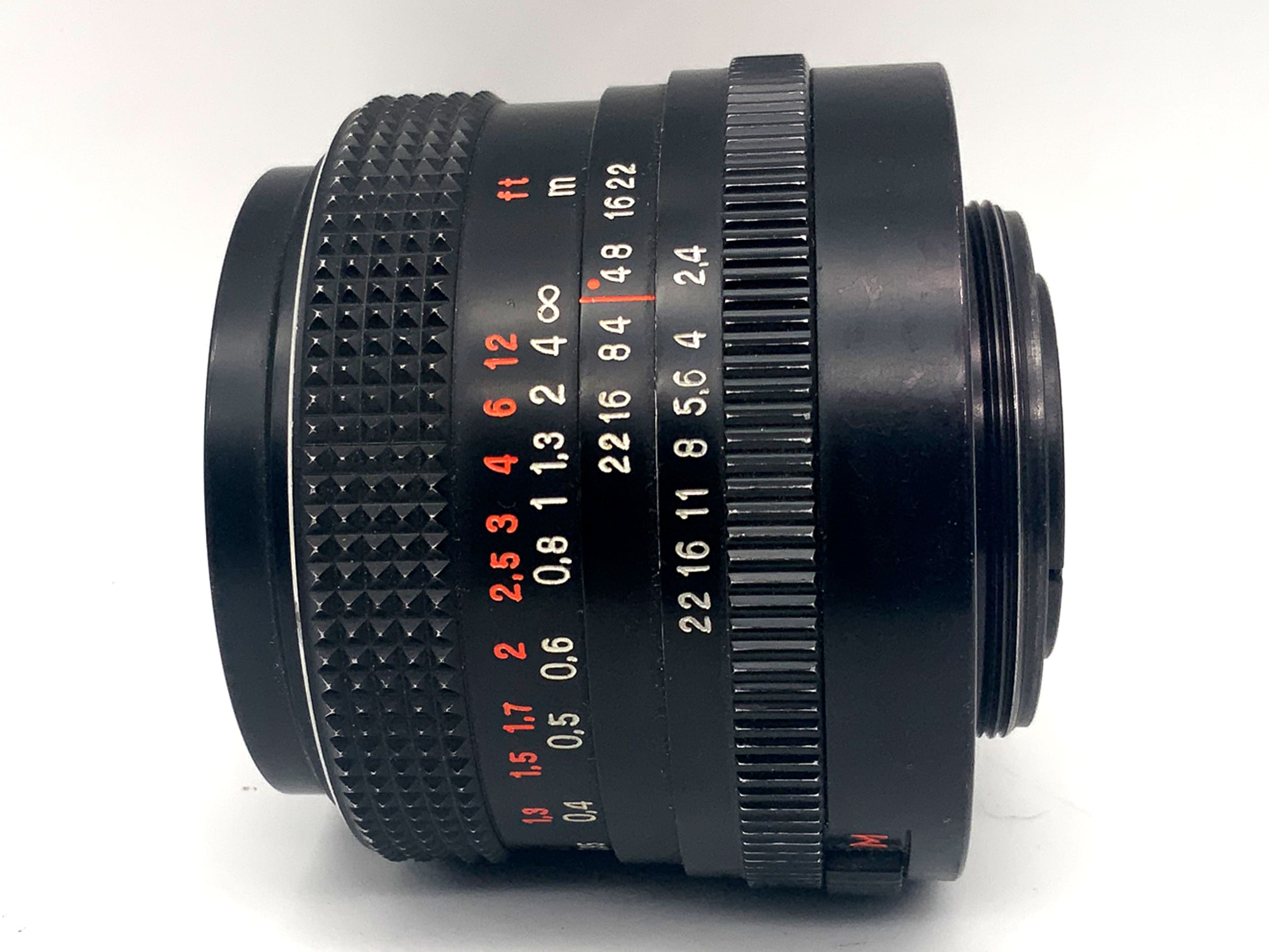 Carl Zeiss Flektogon MC 35mm 1:2.4 prime lens (M42)