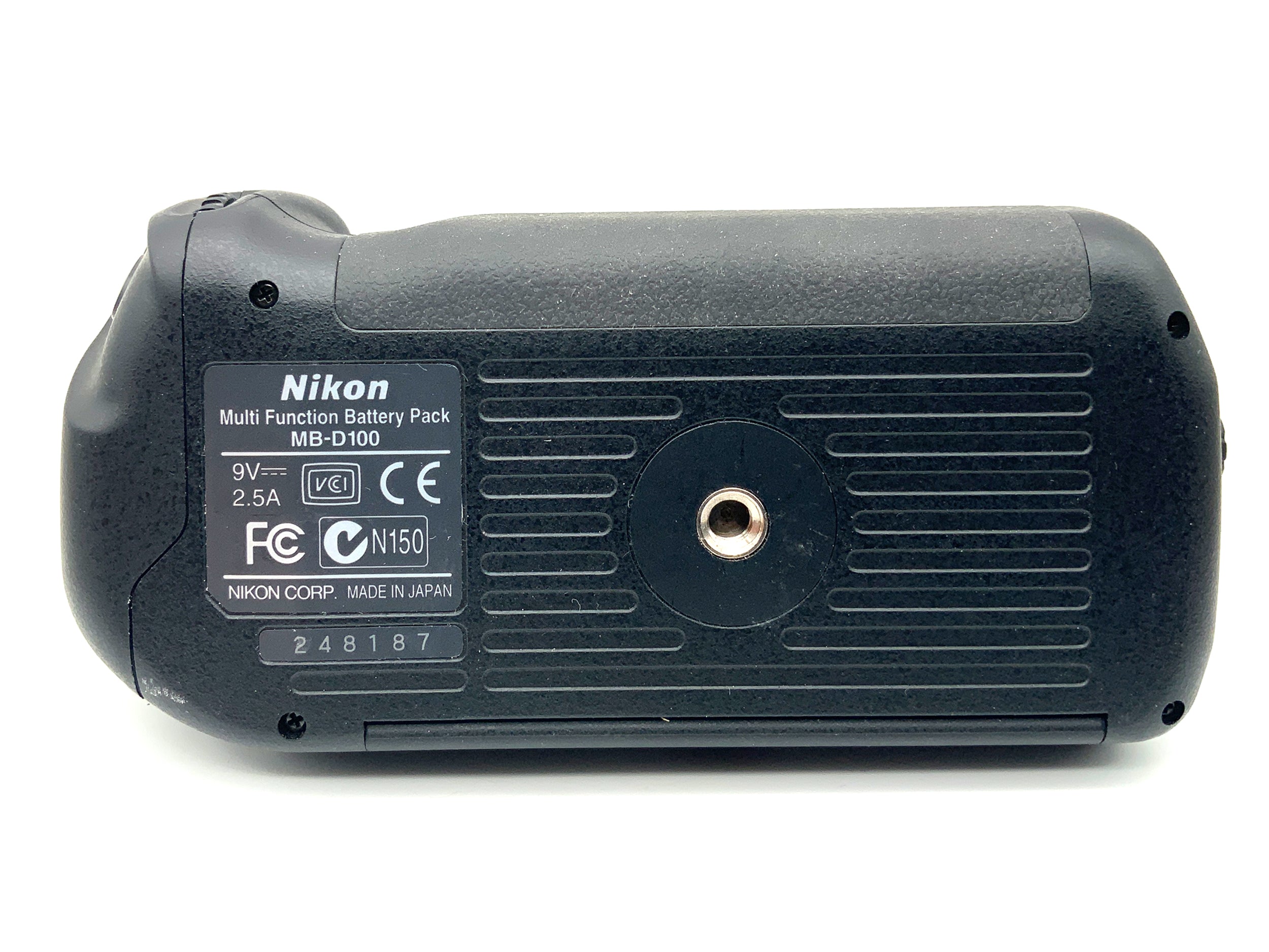 Nikon MB-D100 battery grip for D100 battery pack