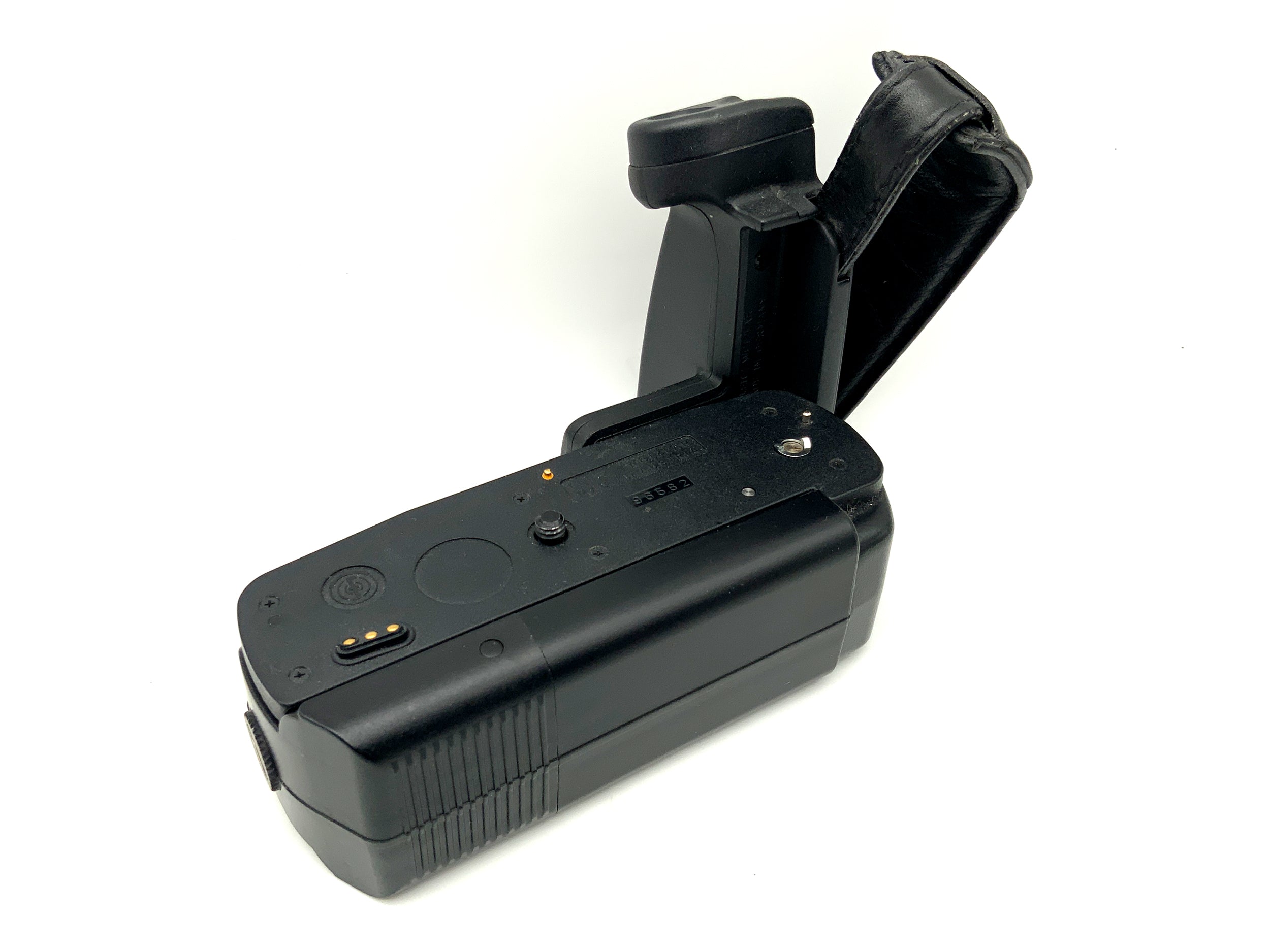 Leica Motor Drive R Winder R4, R4s,R4sII,R5,R6,RE,R6.2 Leitz 14310 with handle