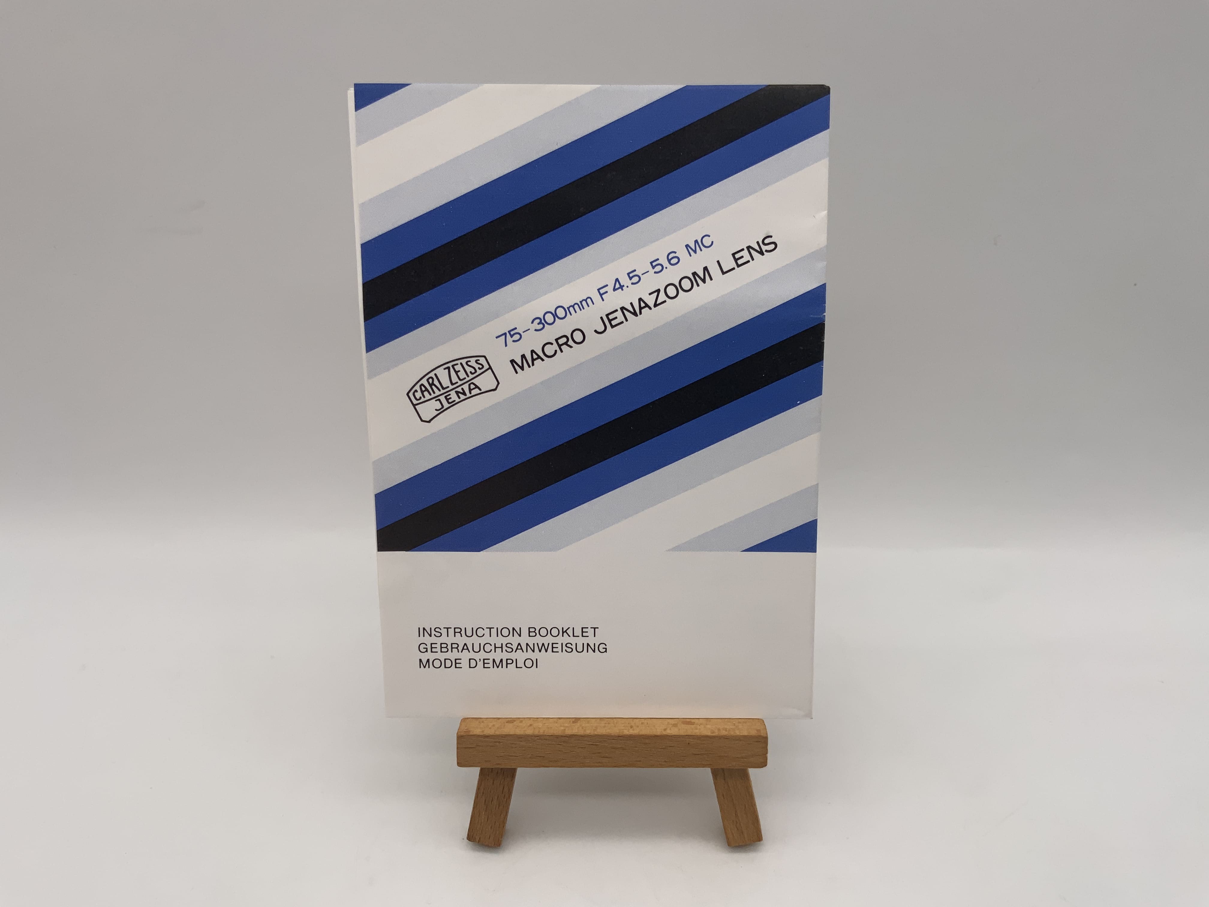 Carl Zeiss Macro Jenazoom 75-300mm F4.5-5.6 MC User Manual (German)