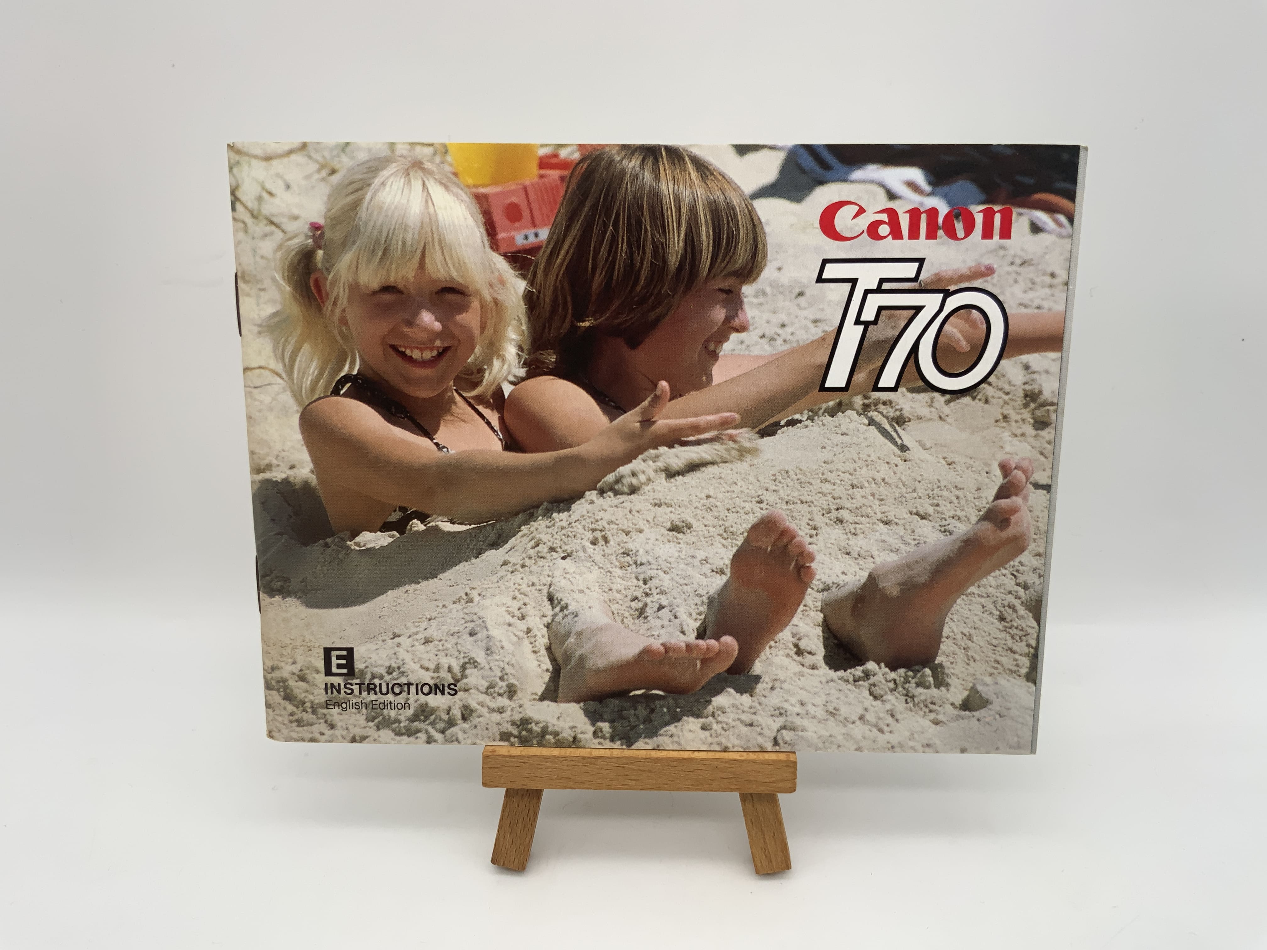 Canon T70 User Manual (English)