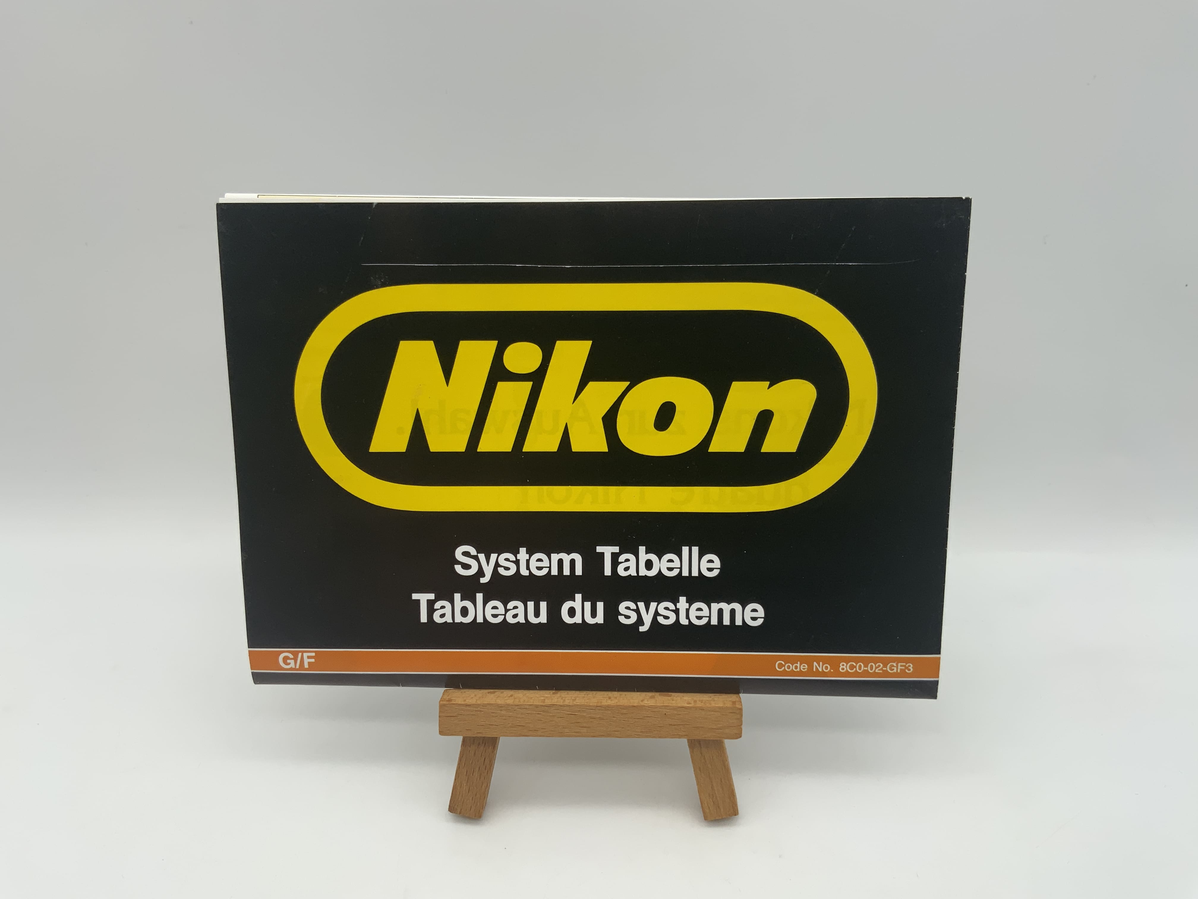 Nikon System Table Magazine German