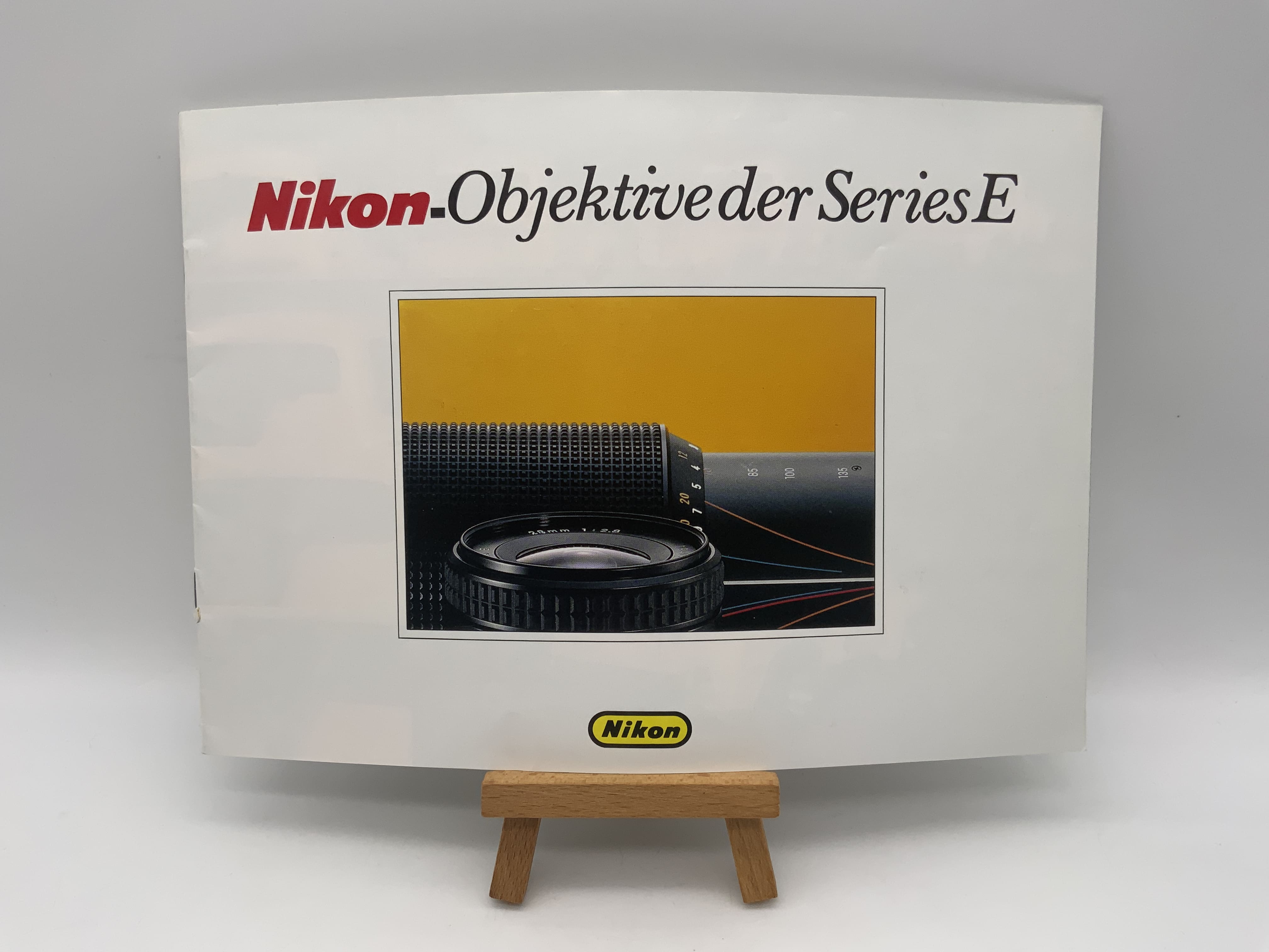 Nikon Series E Lenses Brochure (German)