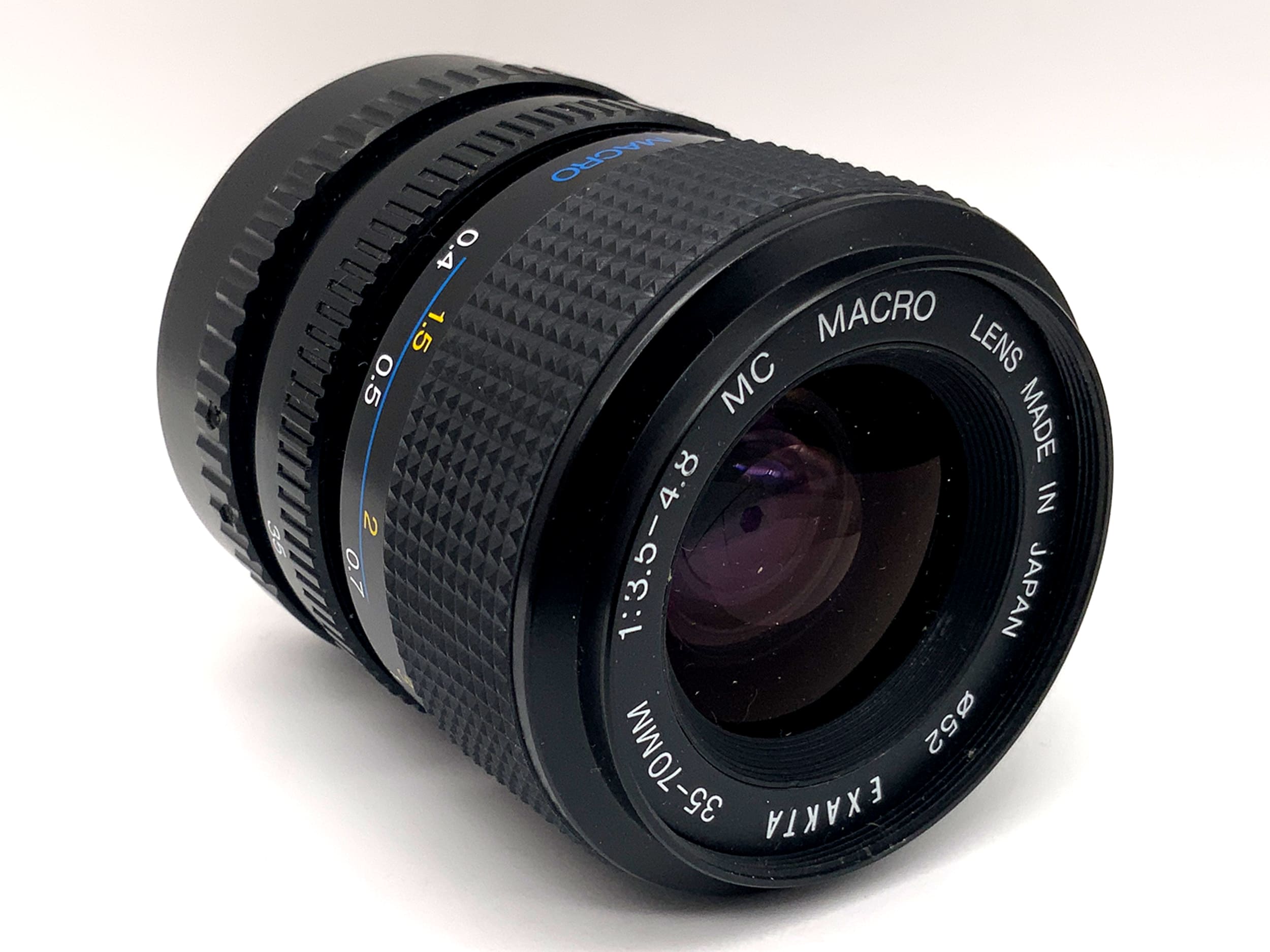 Exakta 35-70mm 1:3.5-4.8 lens MC Macro zoom lens (Konica AR)