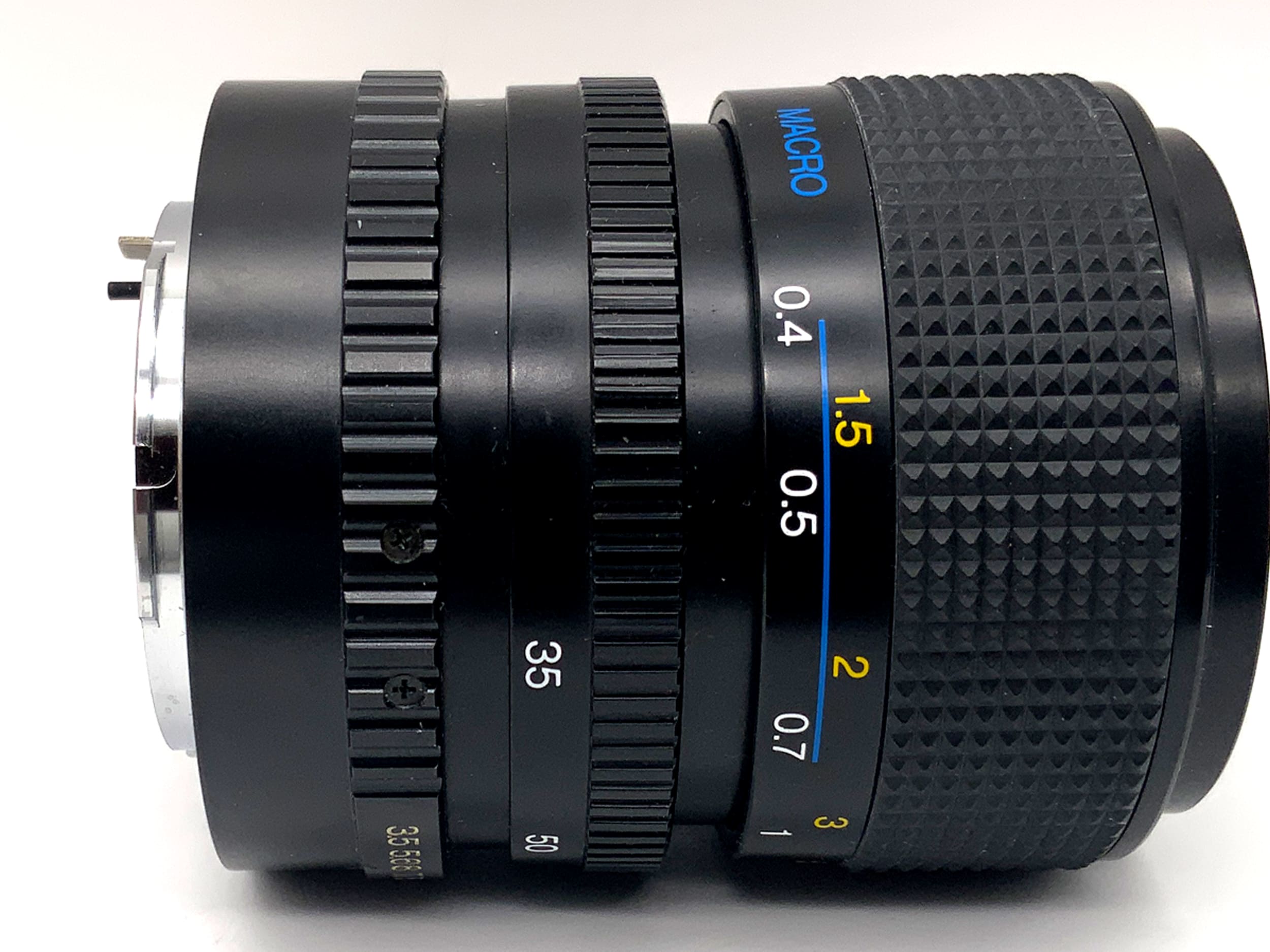 Exakta 35-70mm 1:3.5-4.8 lens MC Macro zoom lens (Konica AR)