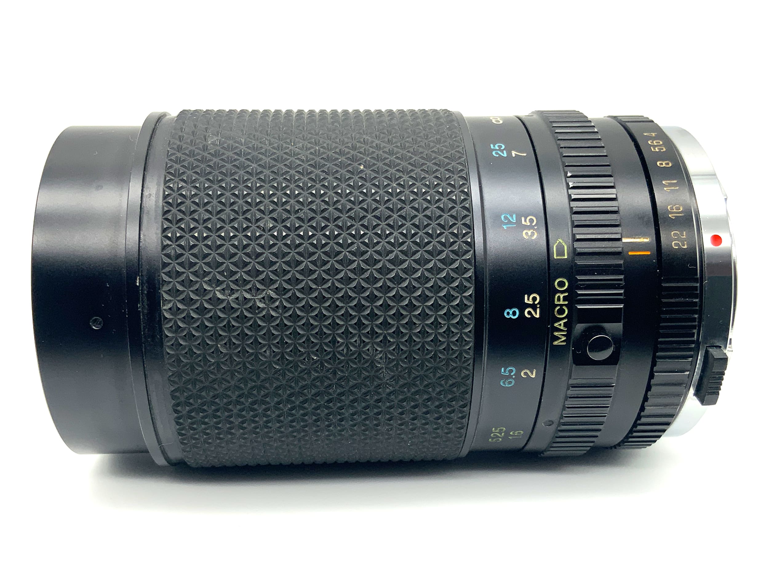 Voigtländer 35-135mm 1:4.0-4.5 Lens Color Zoomar MC (Olympus OM)