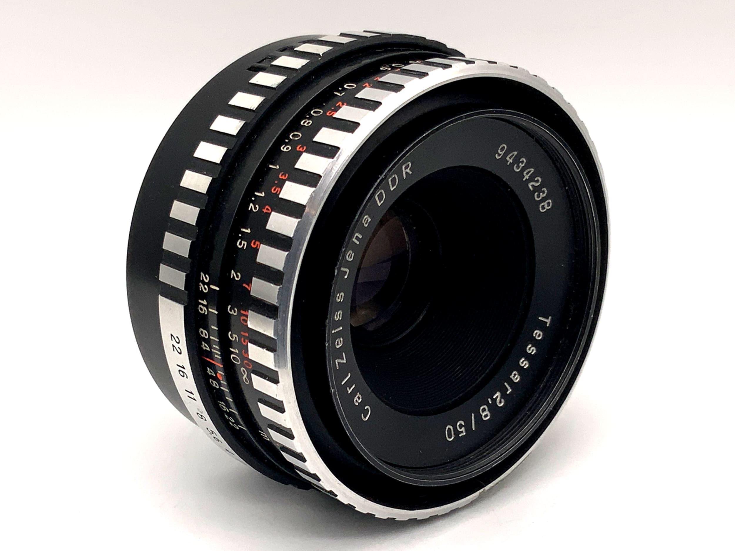 Carl Zeiss 50mm 1:2.8 Tessar Zebra prime lens (M42)