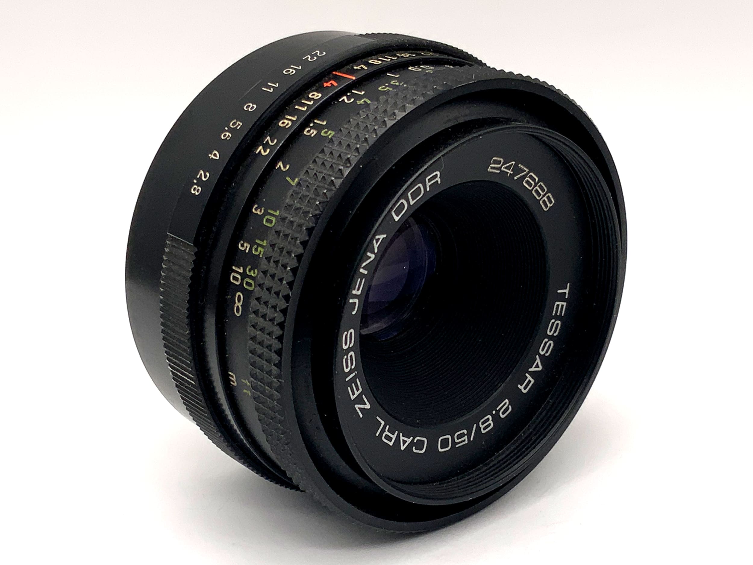 Carl Zeiss 50mm 1:2.8 Tessar prime lens (M42)