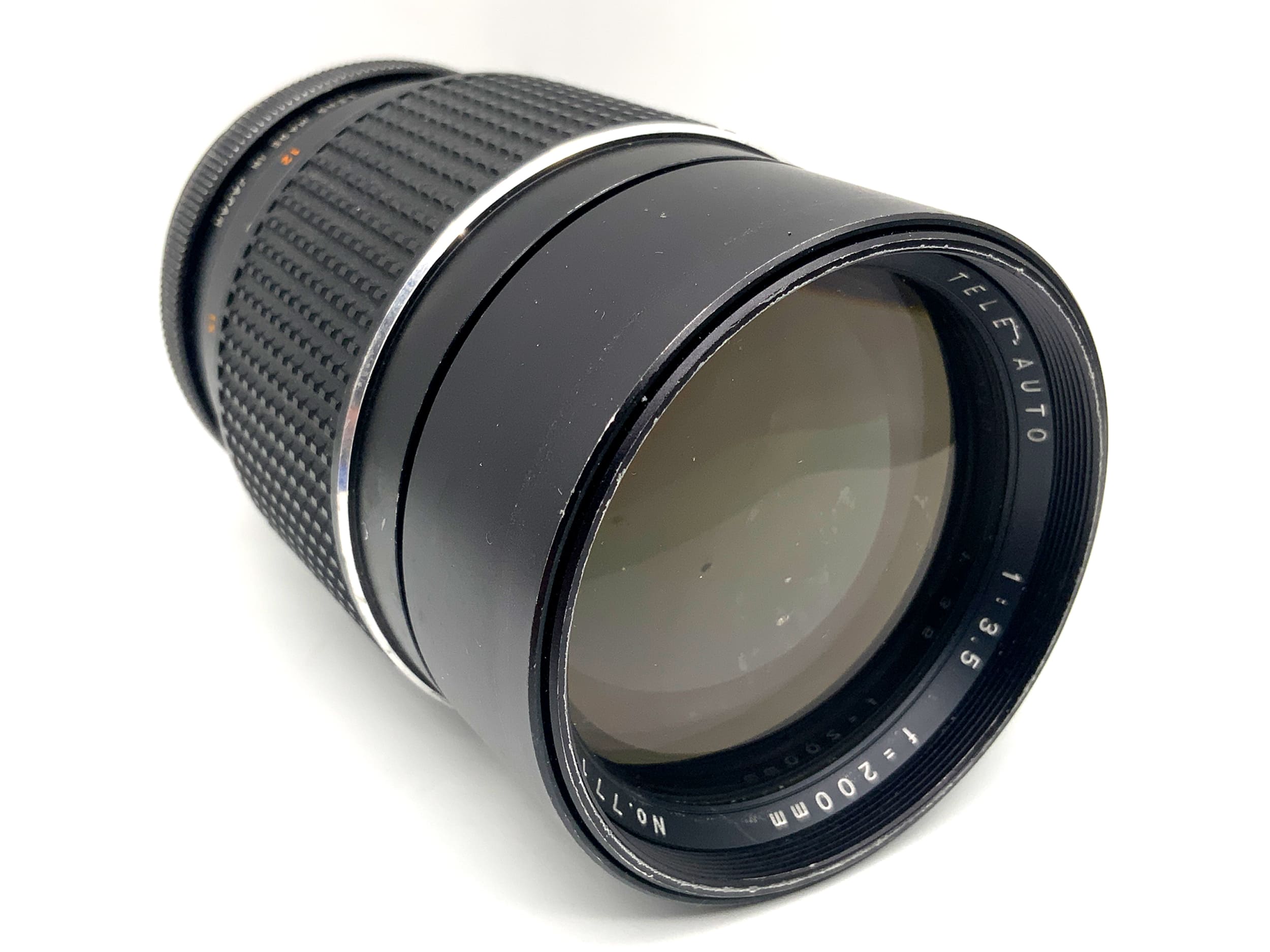 Tokina 200mm 1:3.5 lens RMC Tele-Auto prime lens (Minolta MD)