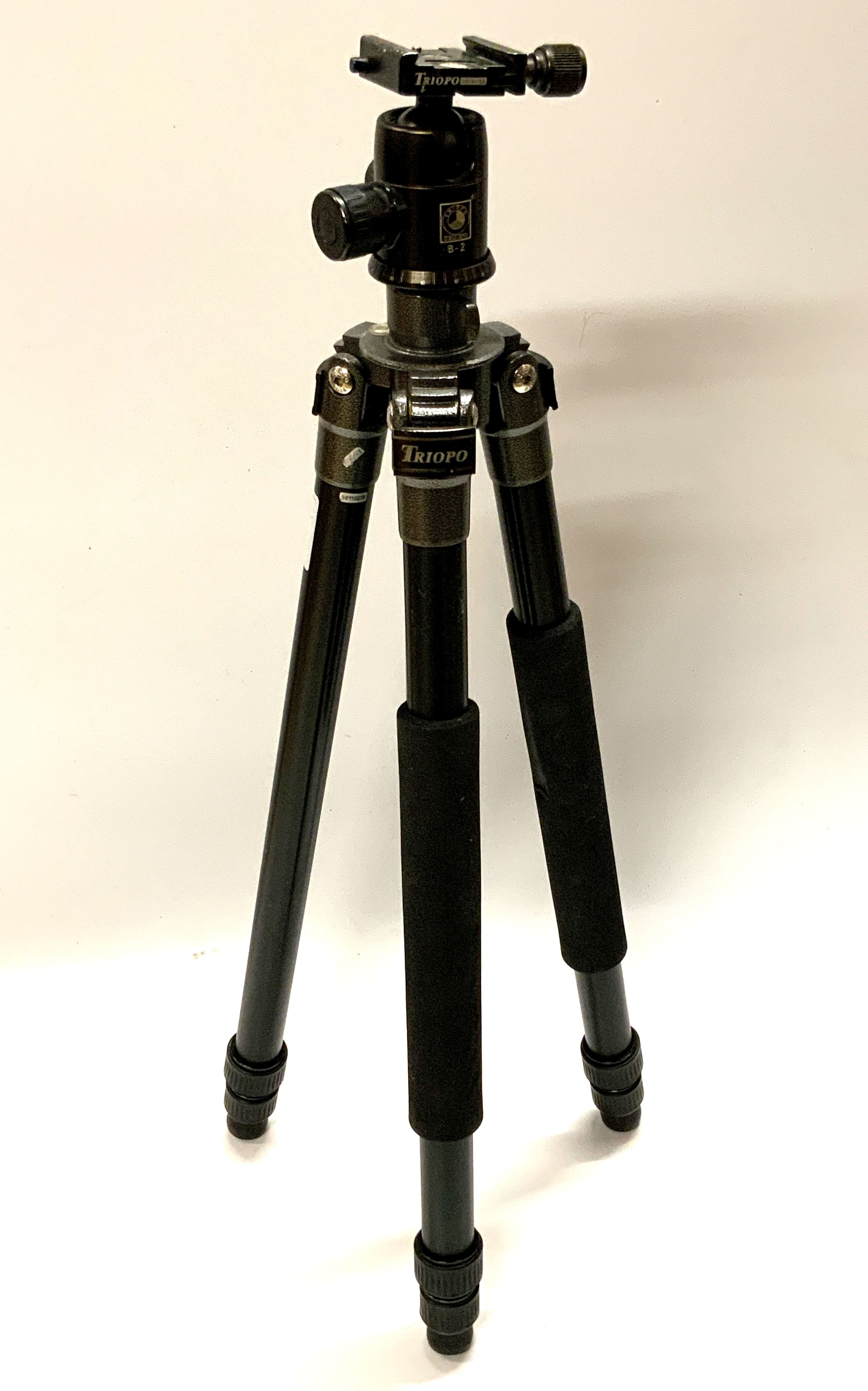 Tripo MX-1227 tripod black with Tripo B-2 tripod head and GS-13-15 photo tripod