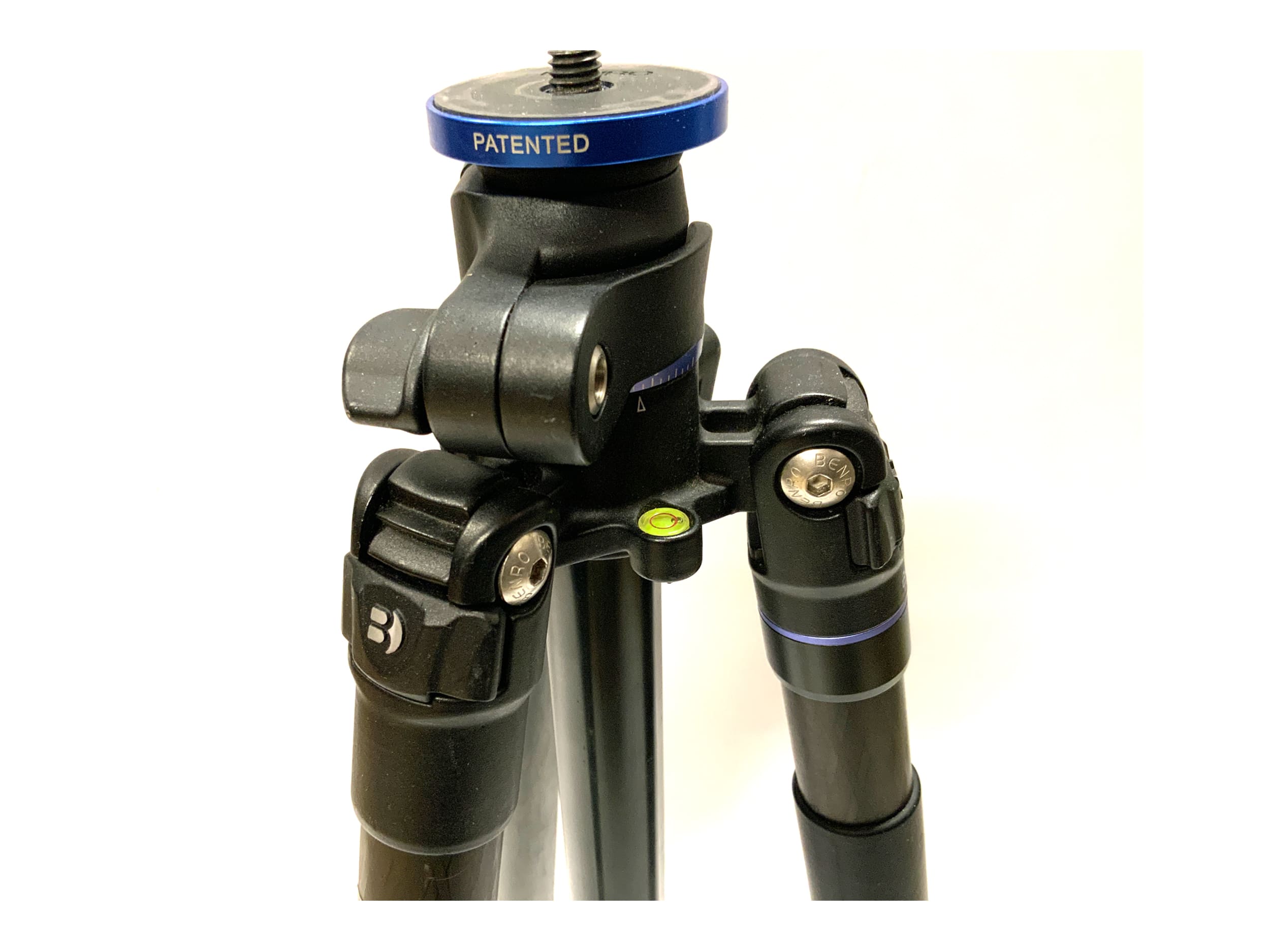 Benro FGP28C GoPlus Travel Carbon Tripod with Swiveling Center Column
