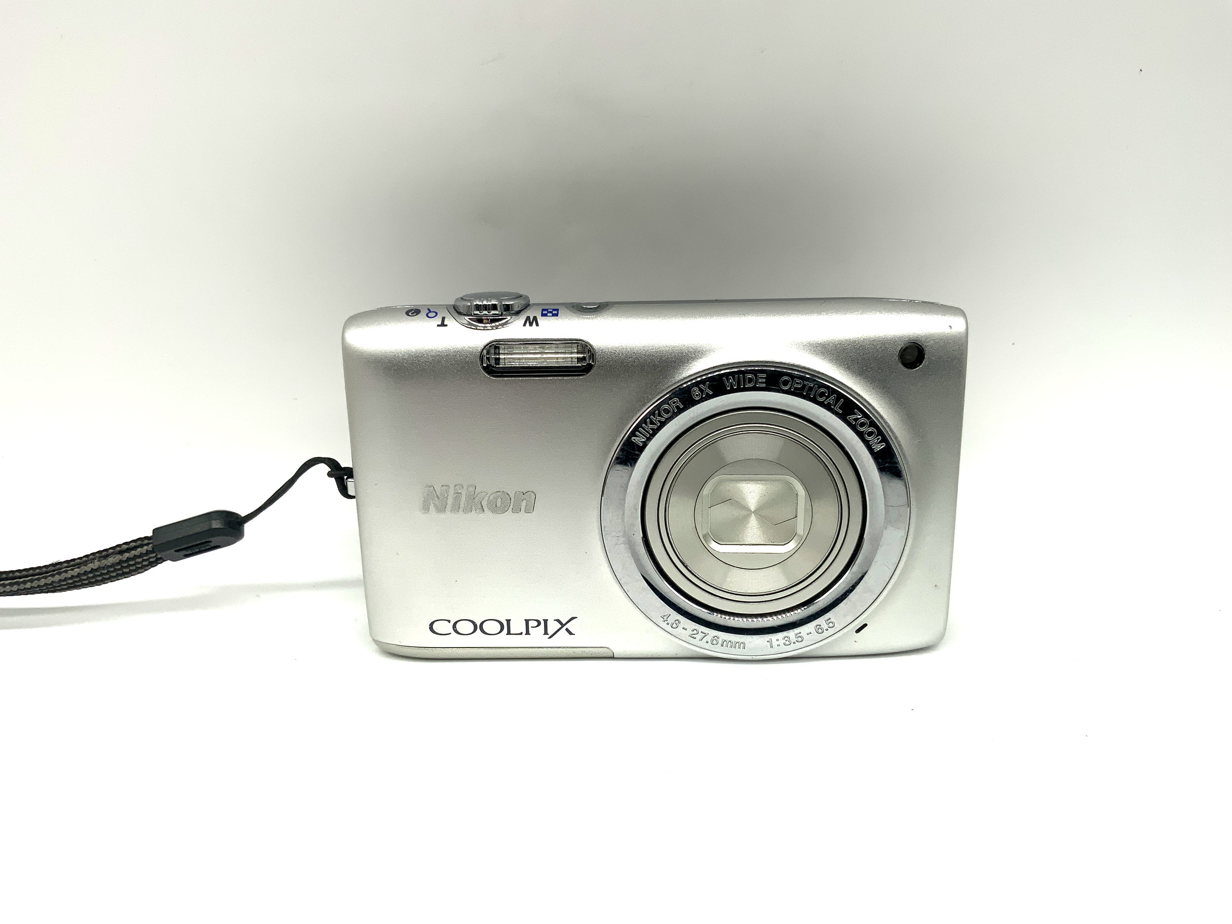 Nikon Coolpix S2700 Digitale Kompaktkamera mit 4.6-27.6mm 1:3.5-6.5