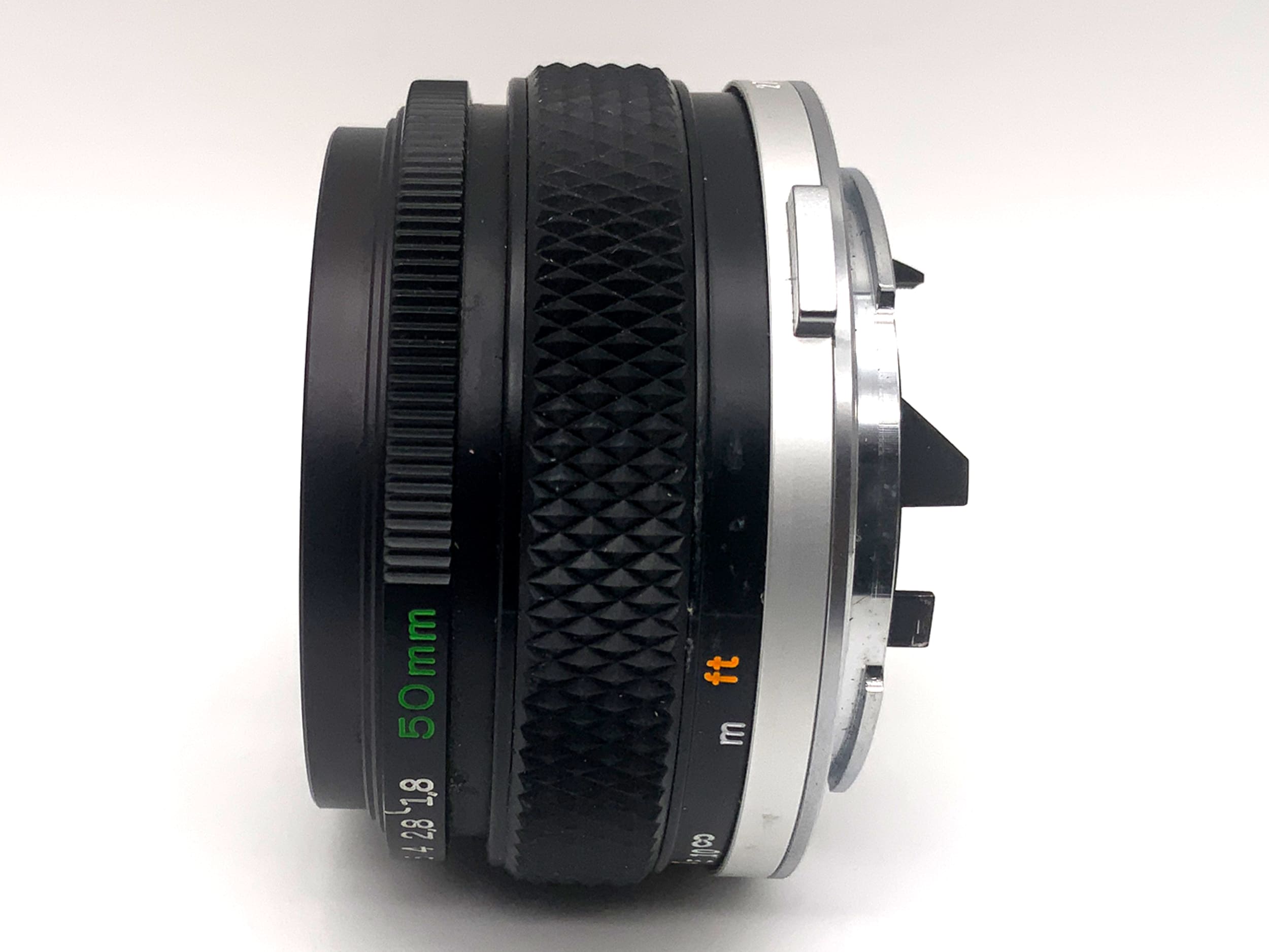 Olympus 50mm 1:1.8 lens OM system Zuiko MC Auto-S (Olympus OM)