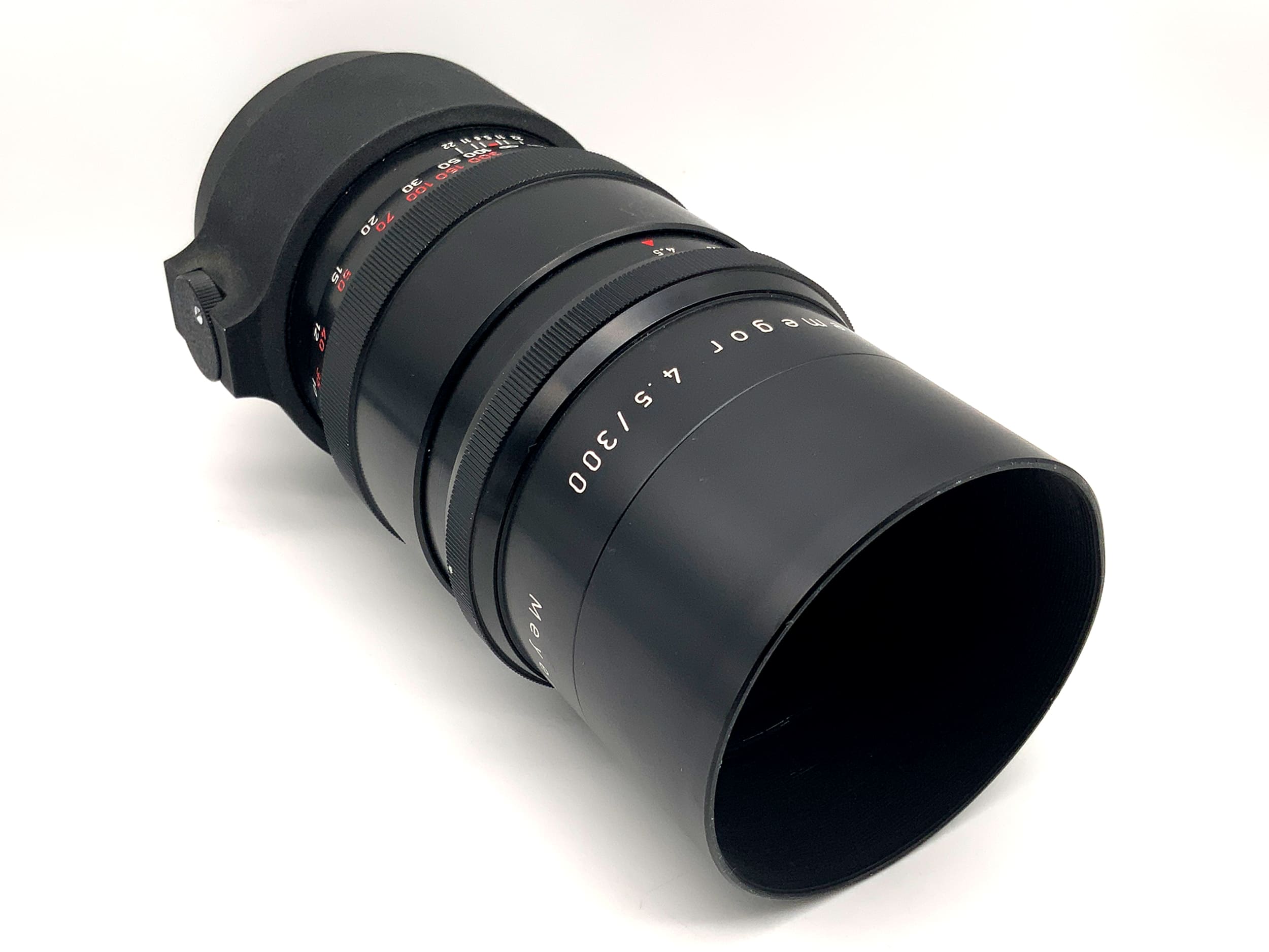 Meyer-Optik Görlitz 300mm 1:4.5 Telemegor lens for 1600F/1000F Hasselblad V