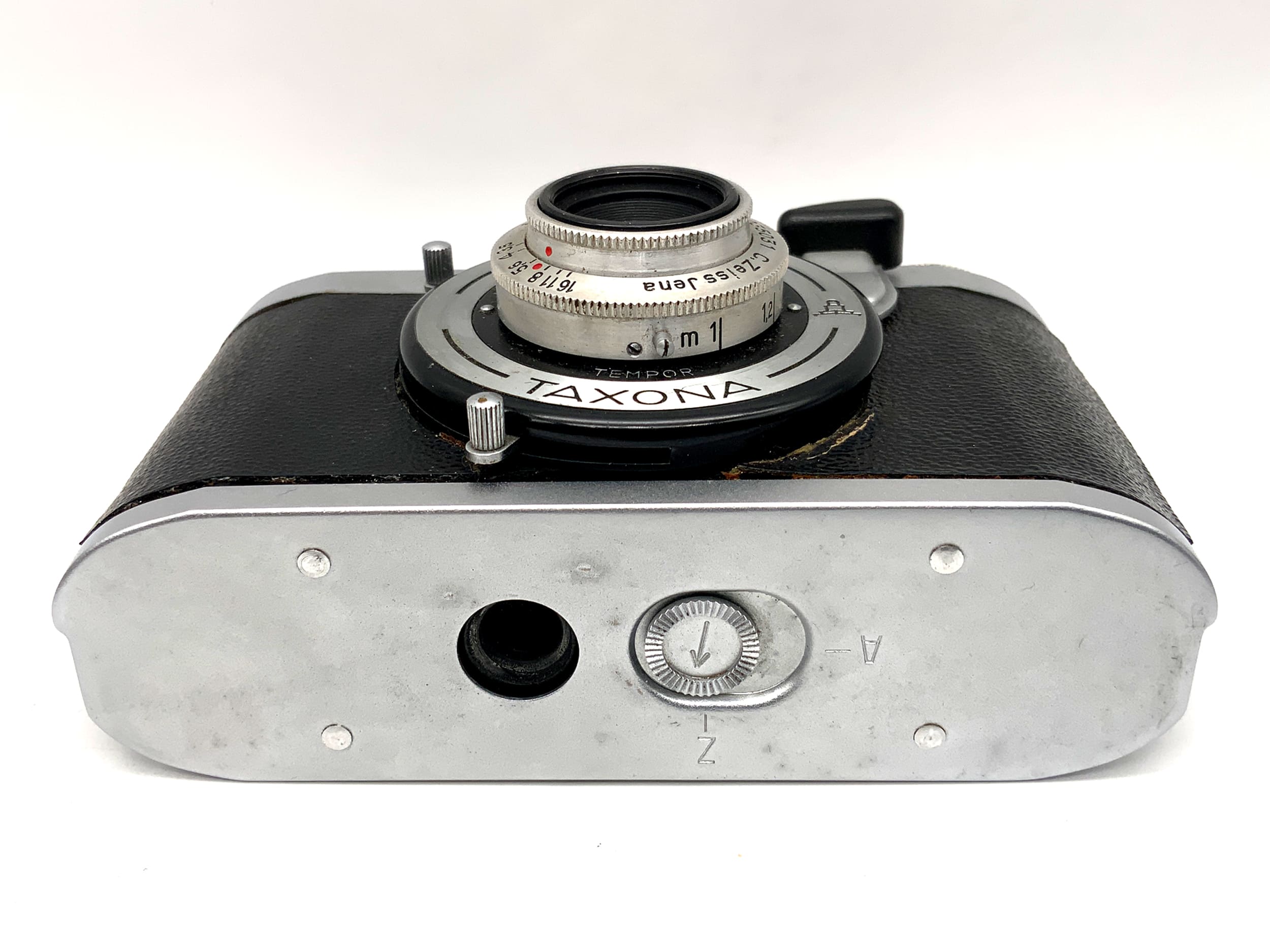 Veb Zeiss Ikon Taxona viewfinder camera with Carl Zeiss Tessar 3.5/37.5mm analog camera