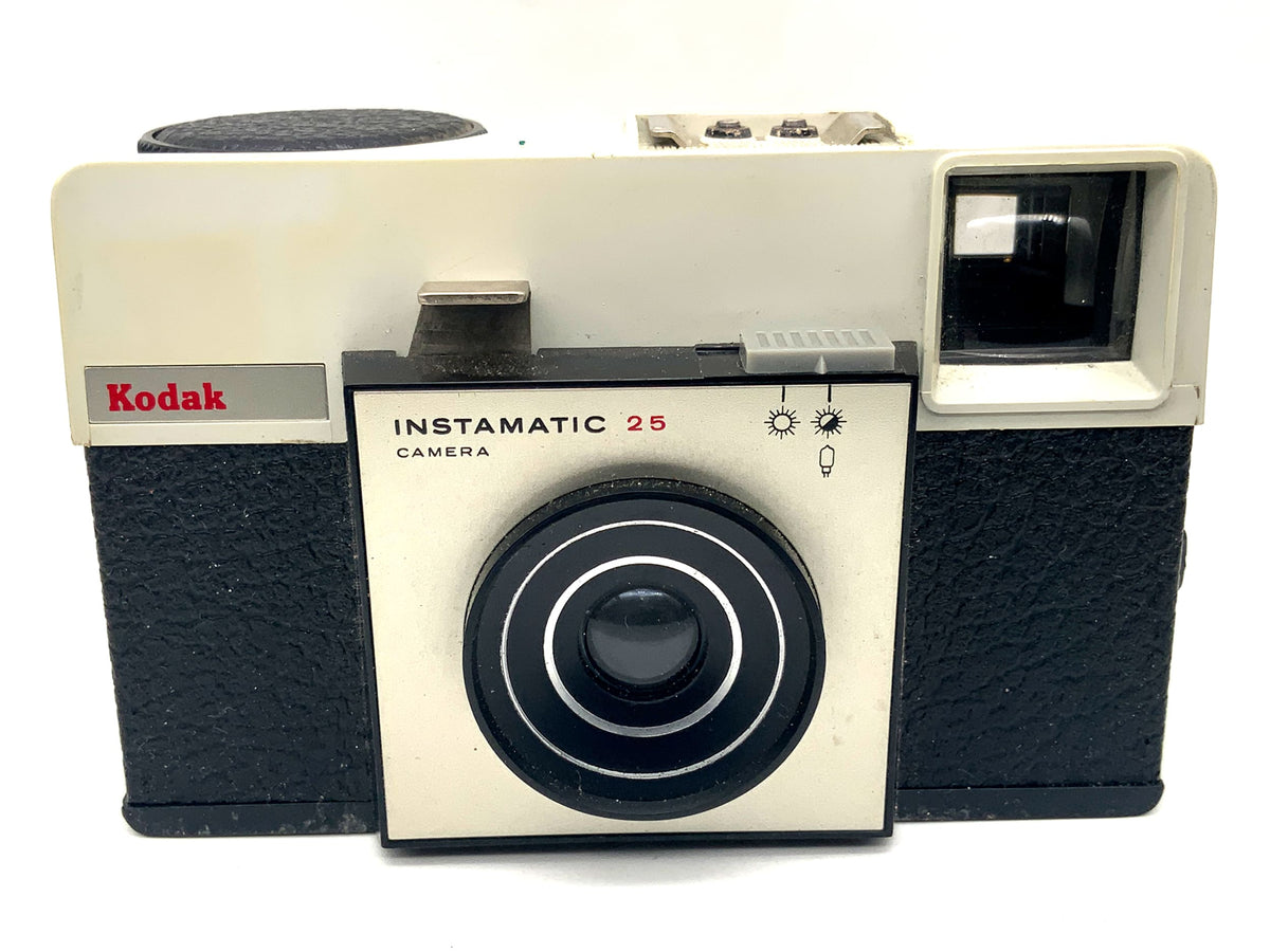 Kodak Instamatic 25 viewfinder camera, compact camera, analog camera