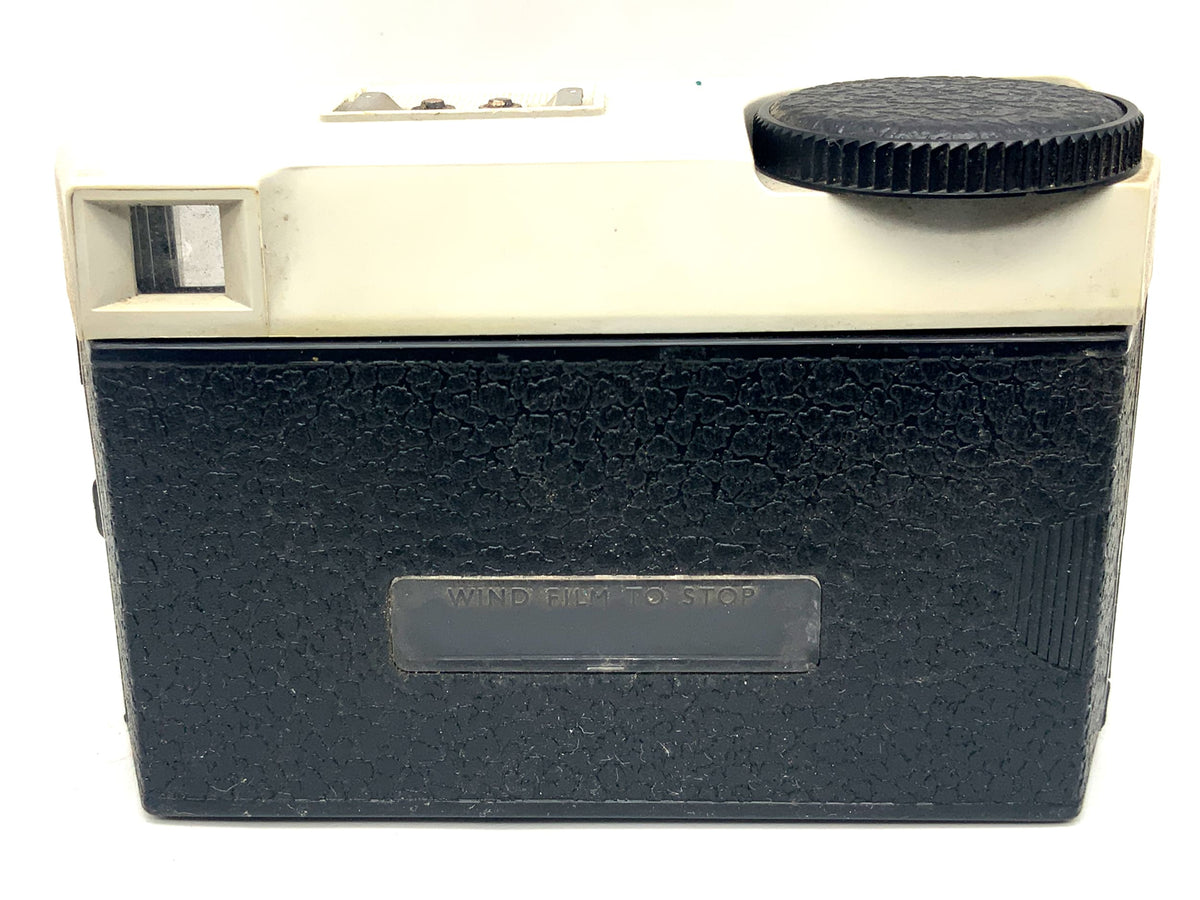 Kodak Instamatic 25 viewfinder camera, compact camera, analog camera