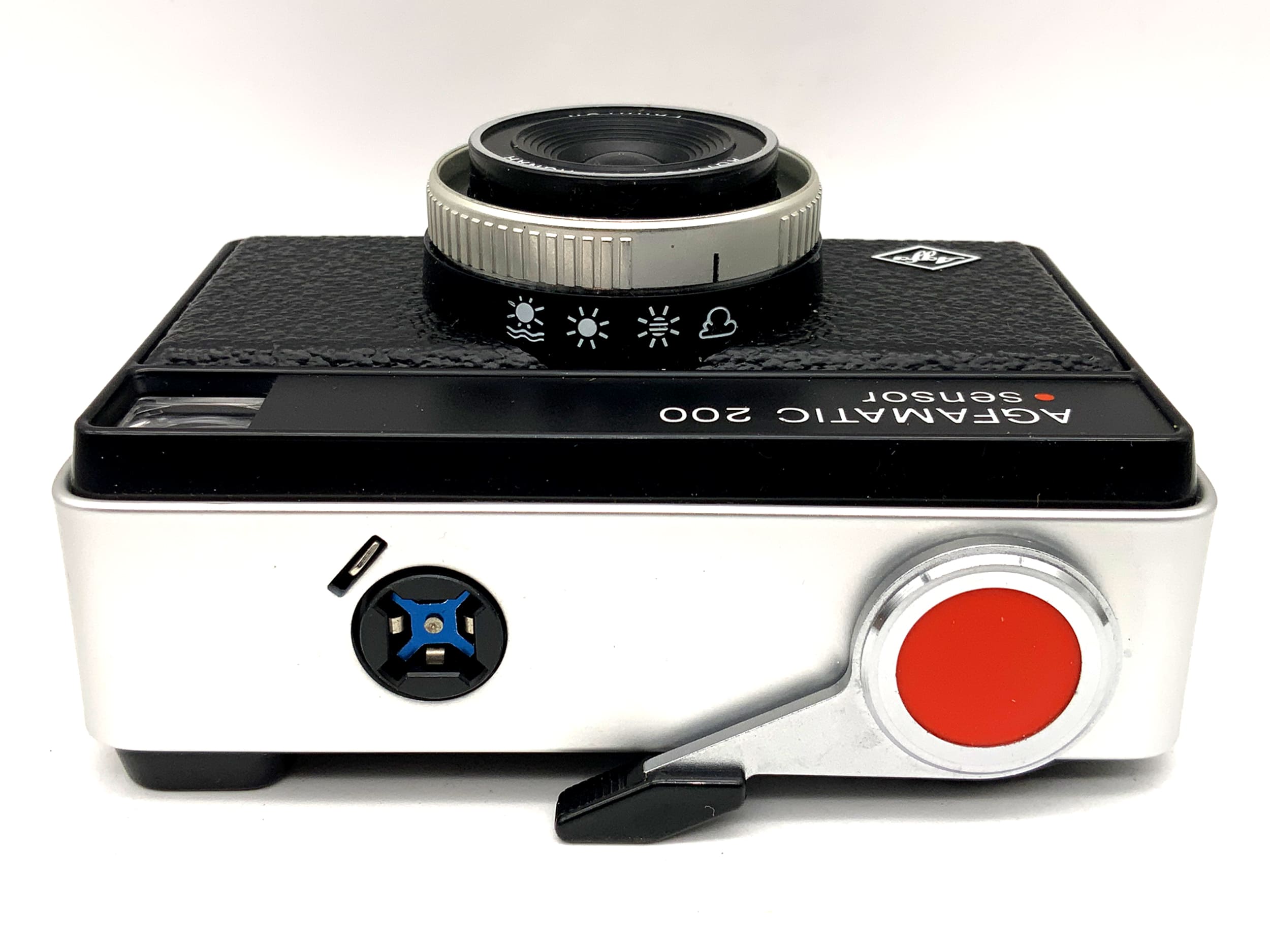 Agfa Agfamatic 200 Sensor viewfinder camera with Color-Agnar analog camera