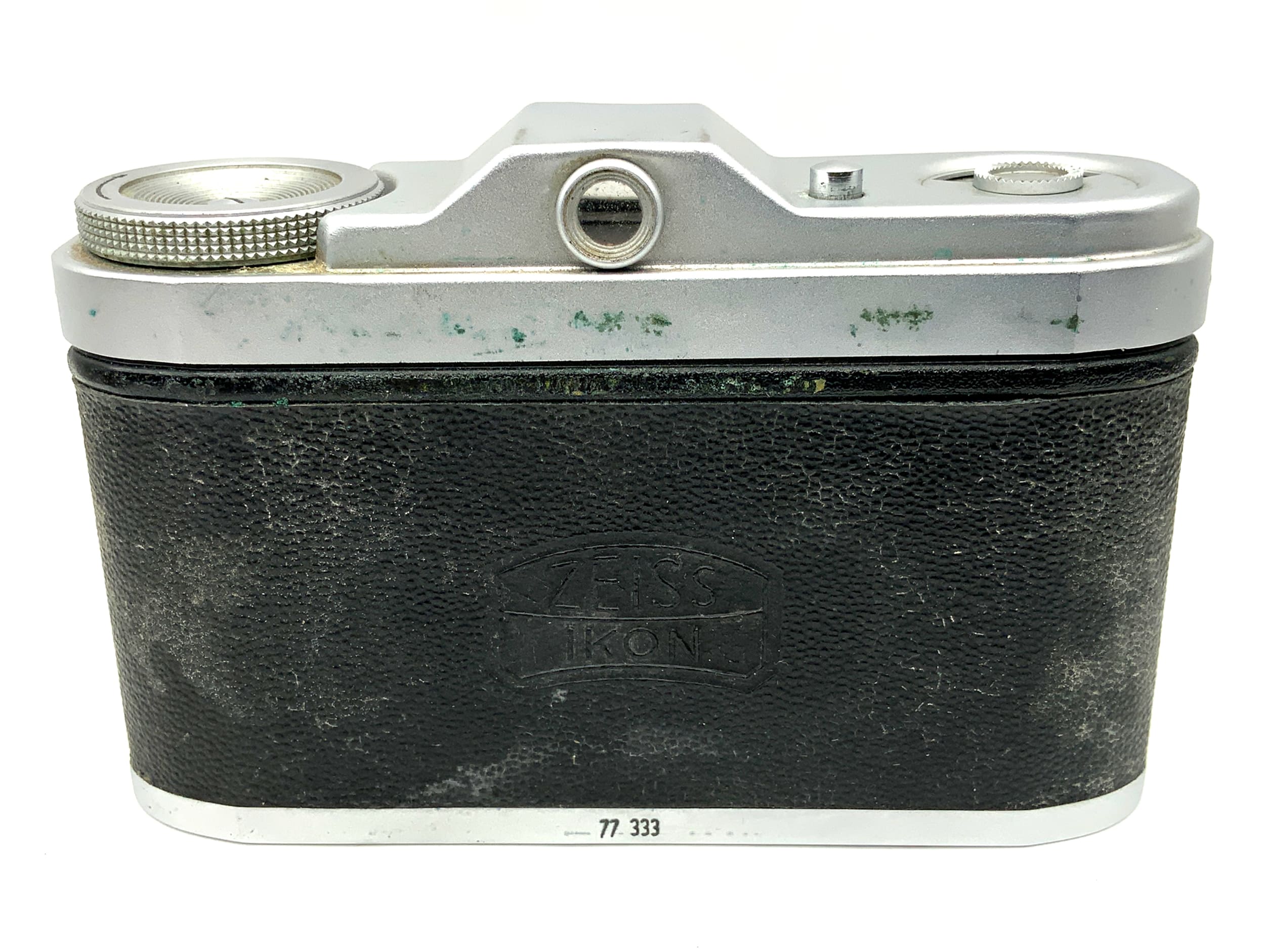 Zeiss Ikon Tenax viewfinder camera with Novonar Anastigmat 3.5/35mm V analog camera