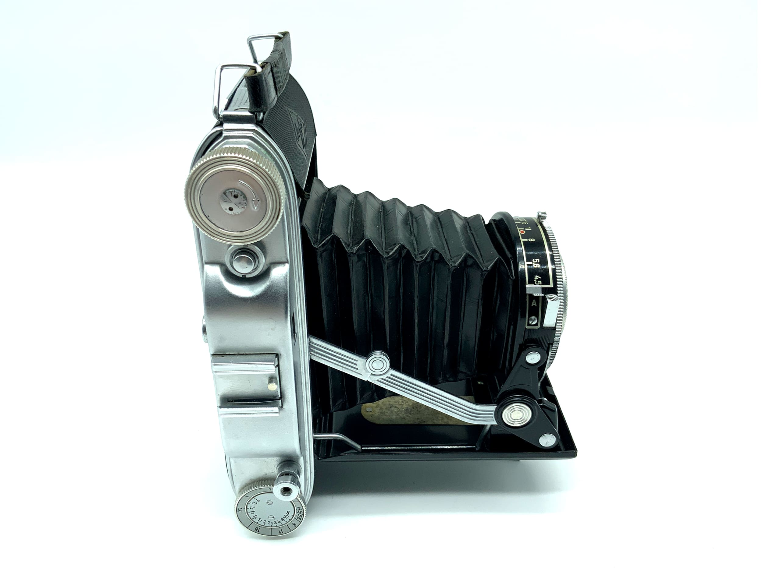 Agfa Record I folding camera with Agnar 105mm 1:4.5 Pronto analogue camera