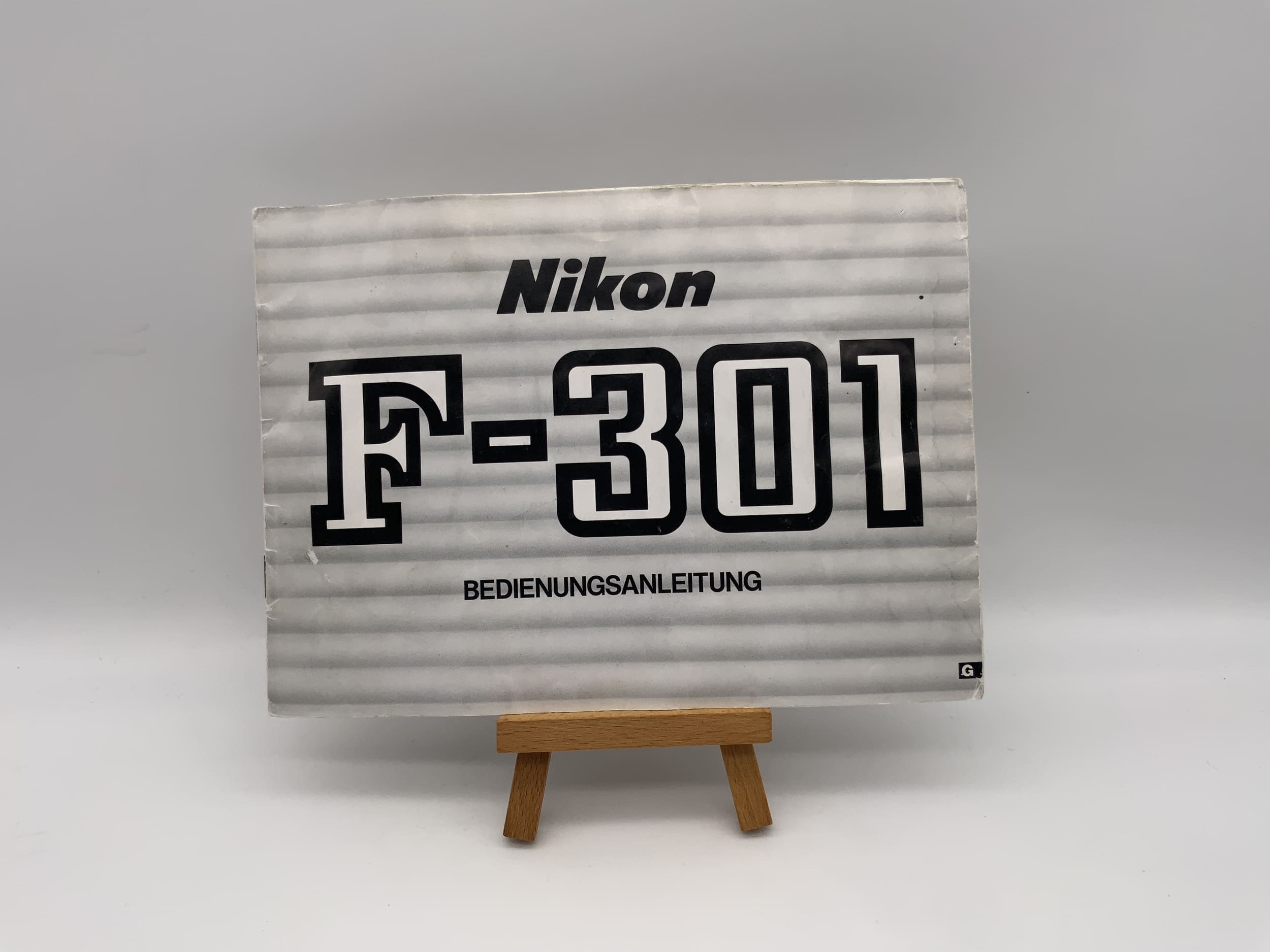 Nikon F-301 User Manual (German)